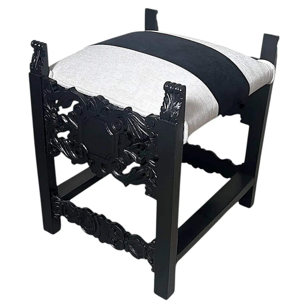 Neo-Renaissance style bench carved eood and linen blend, 19th century 1