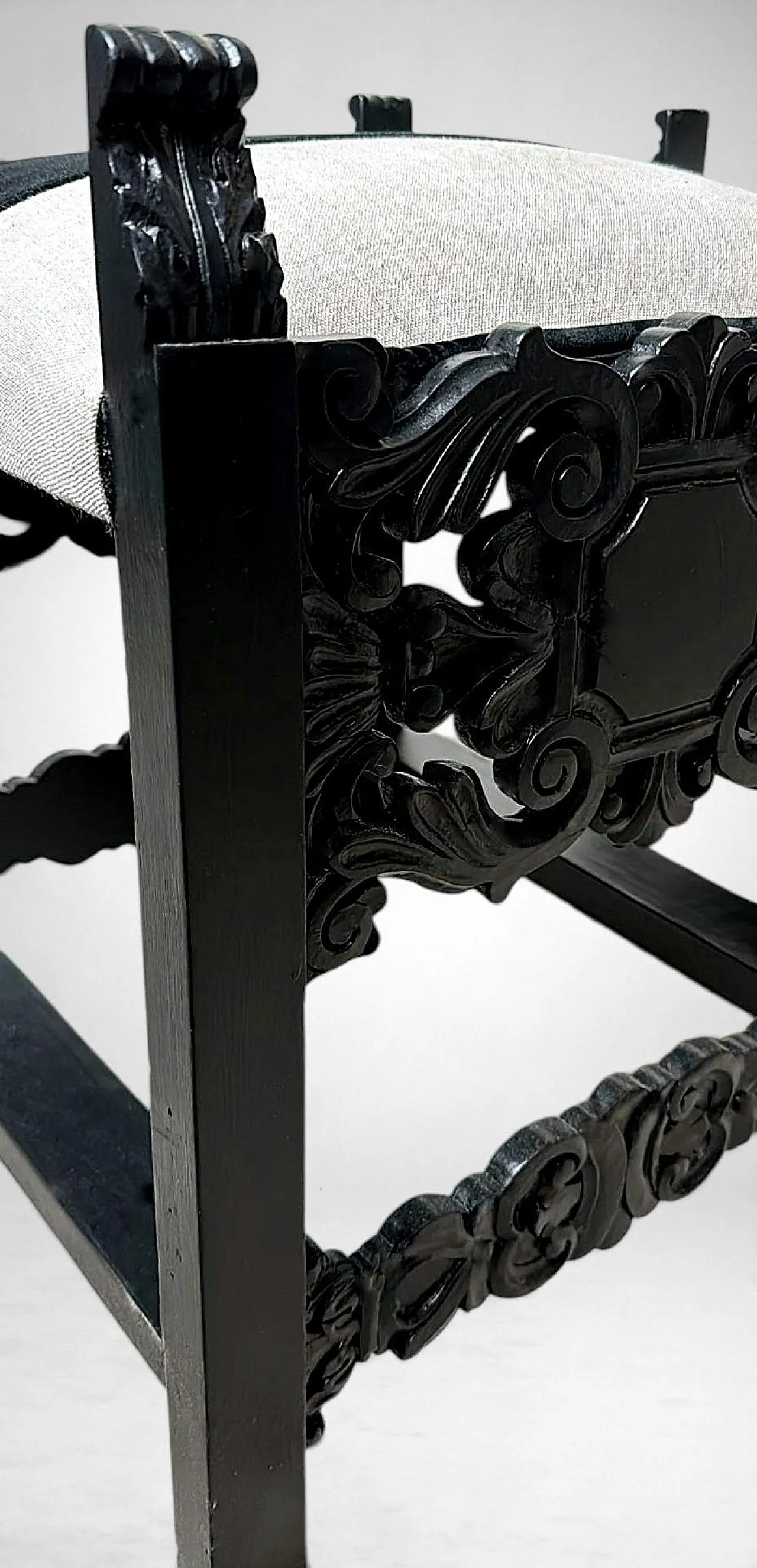Neo-Renaissance style bench carved eood and linen blend, 19th century 11
