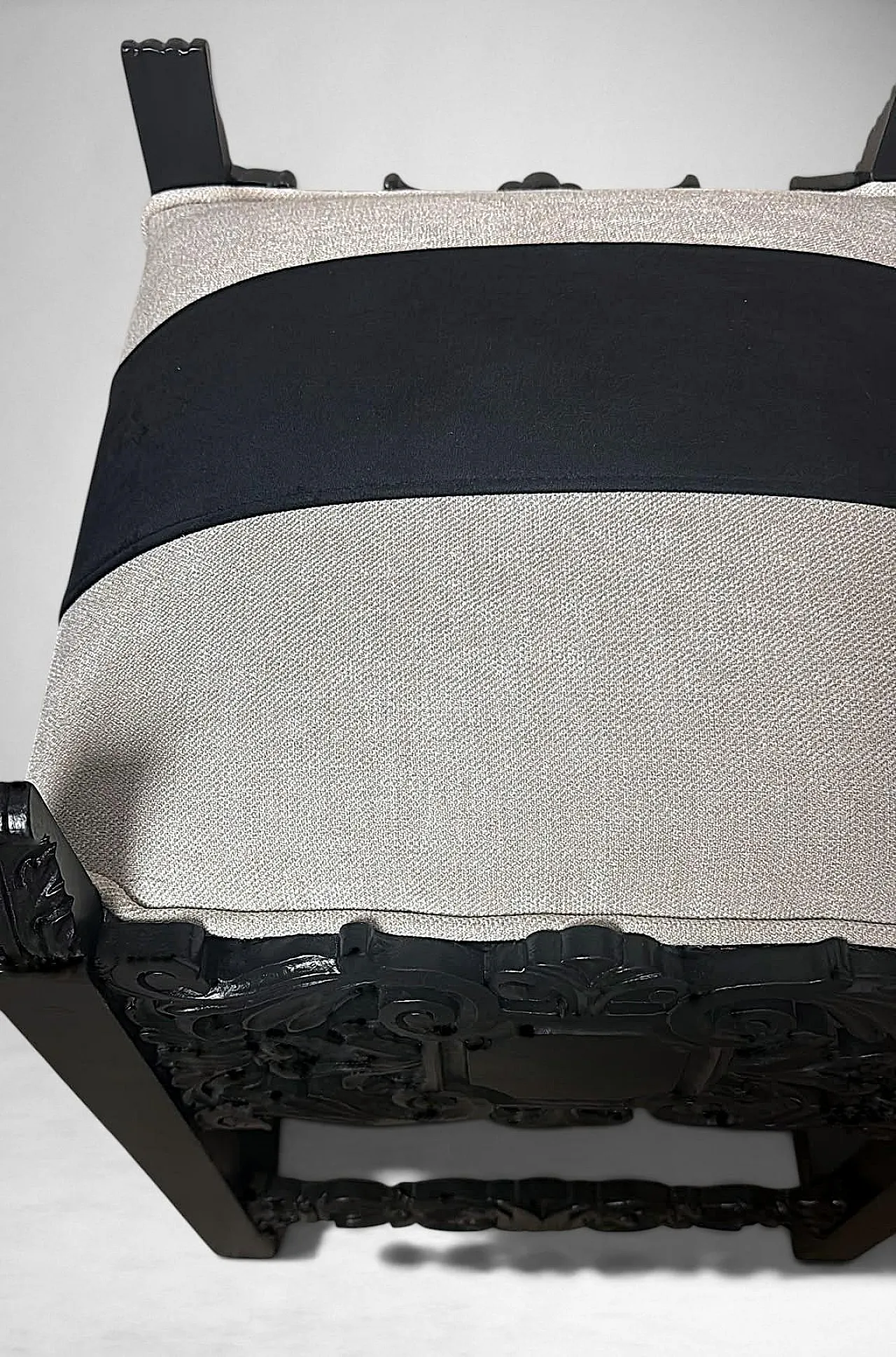 Neo-Renaissance style bench carved eood and linen blend, 19th century 16