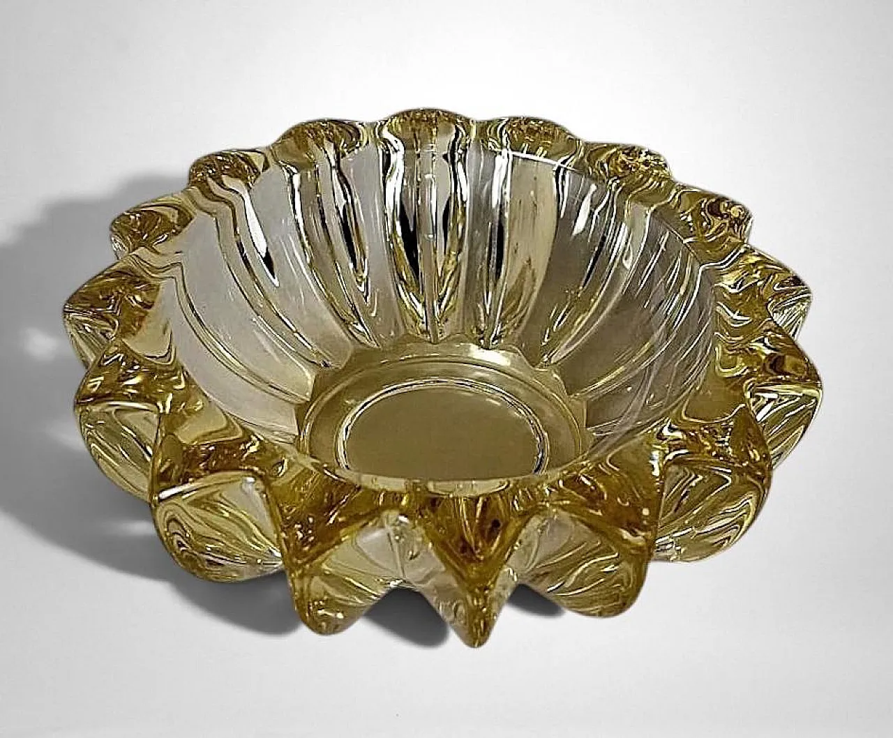 Art Deco molded glass bowl attributed to Pierre D'Avesn, 1930s 5