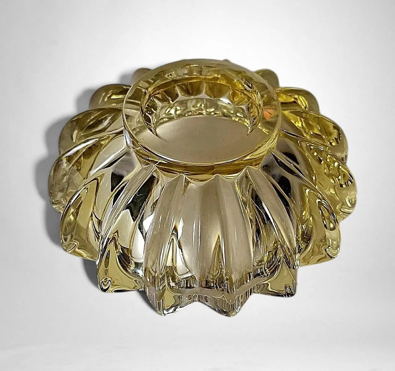 Art Deco molded glass bowl attributed to Pierre D'Avesn, 1930s 11