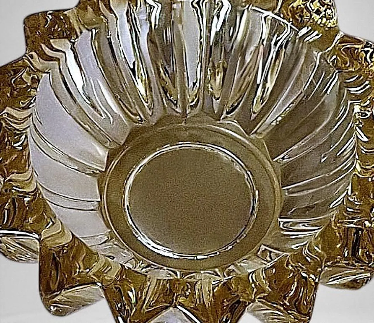 Art Deco molded glass bowl attributed to Pierre D'Avesn, 1930s 13