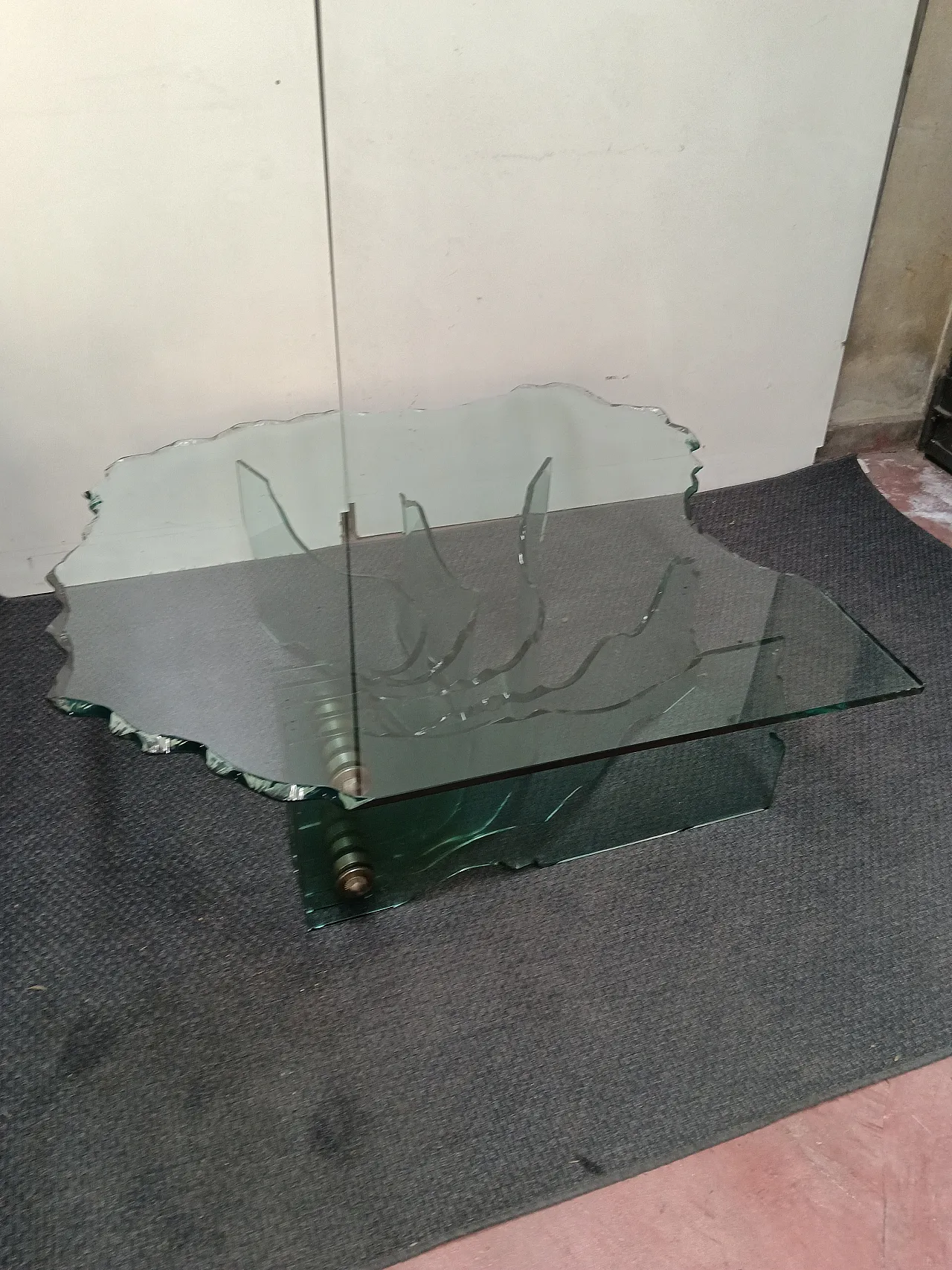 Fiall Shell table 17