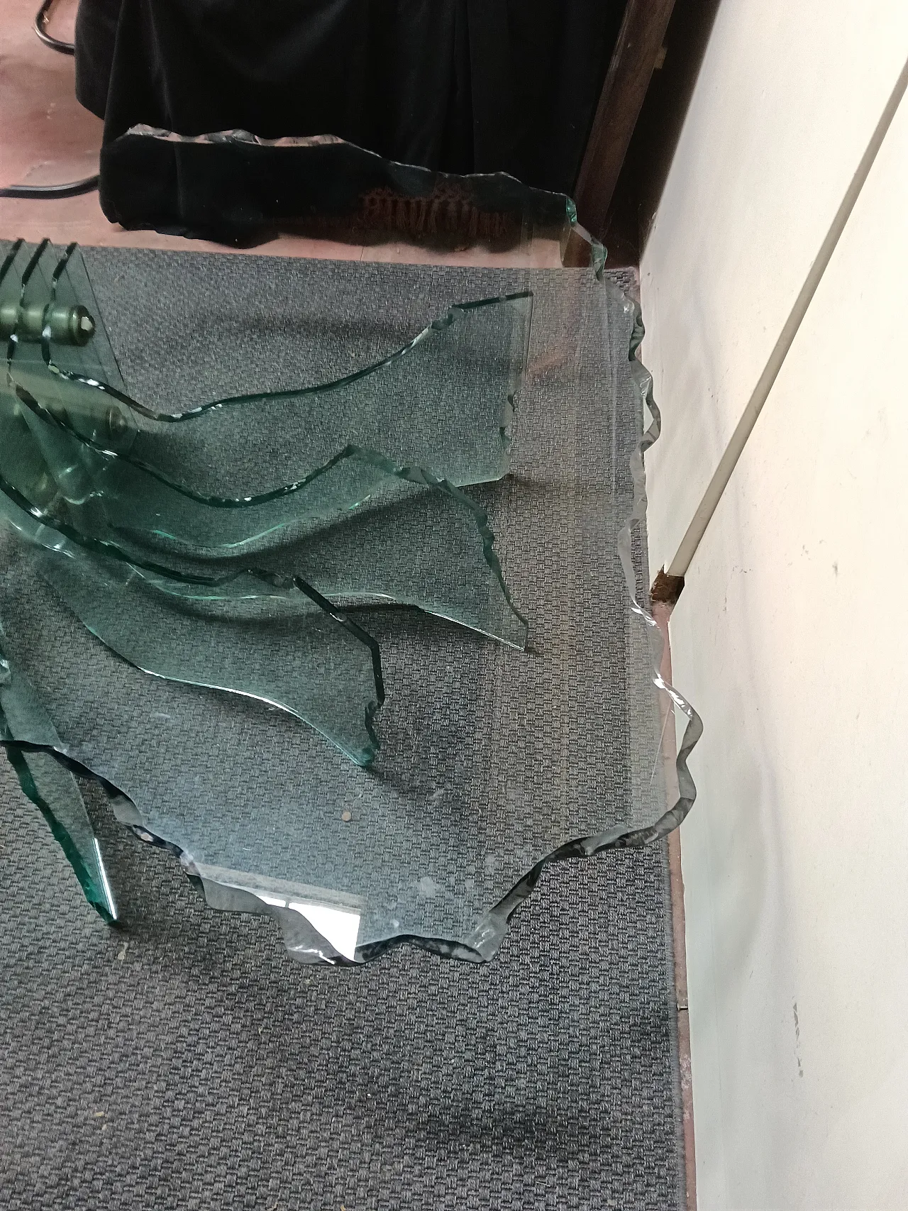 Fiall Shell table 23