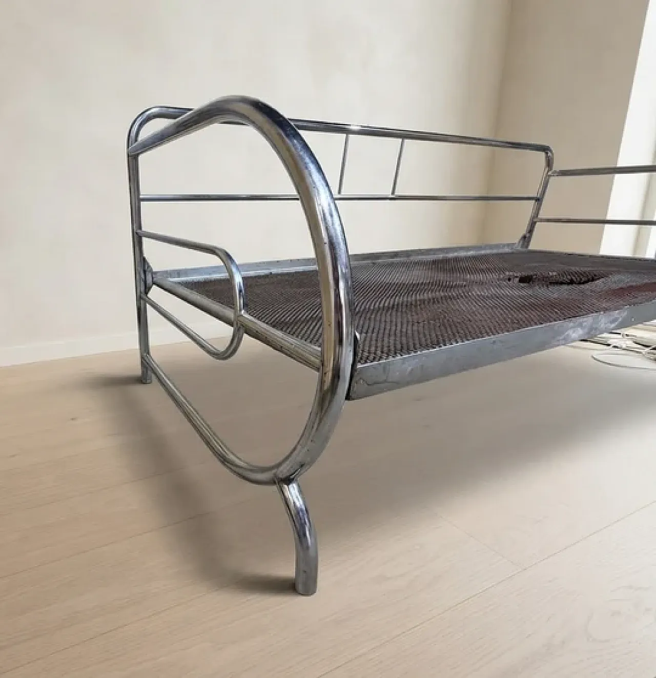 Telaio del divano letto in acciaio tubolare cromato, metà '900 4
