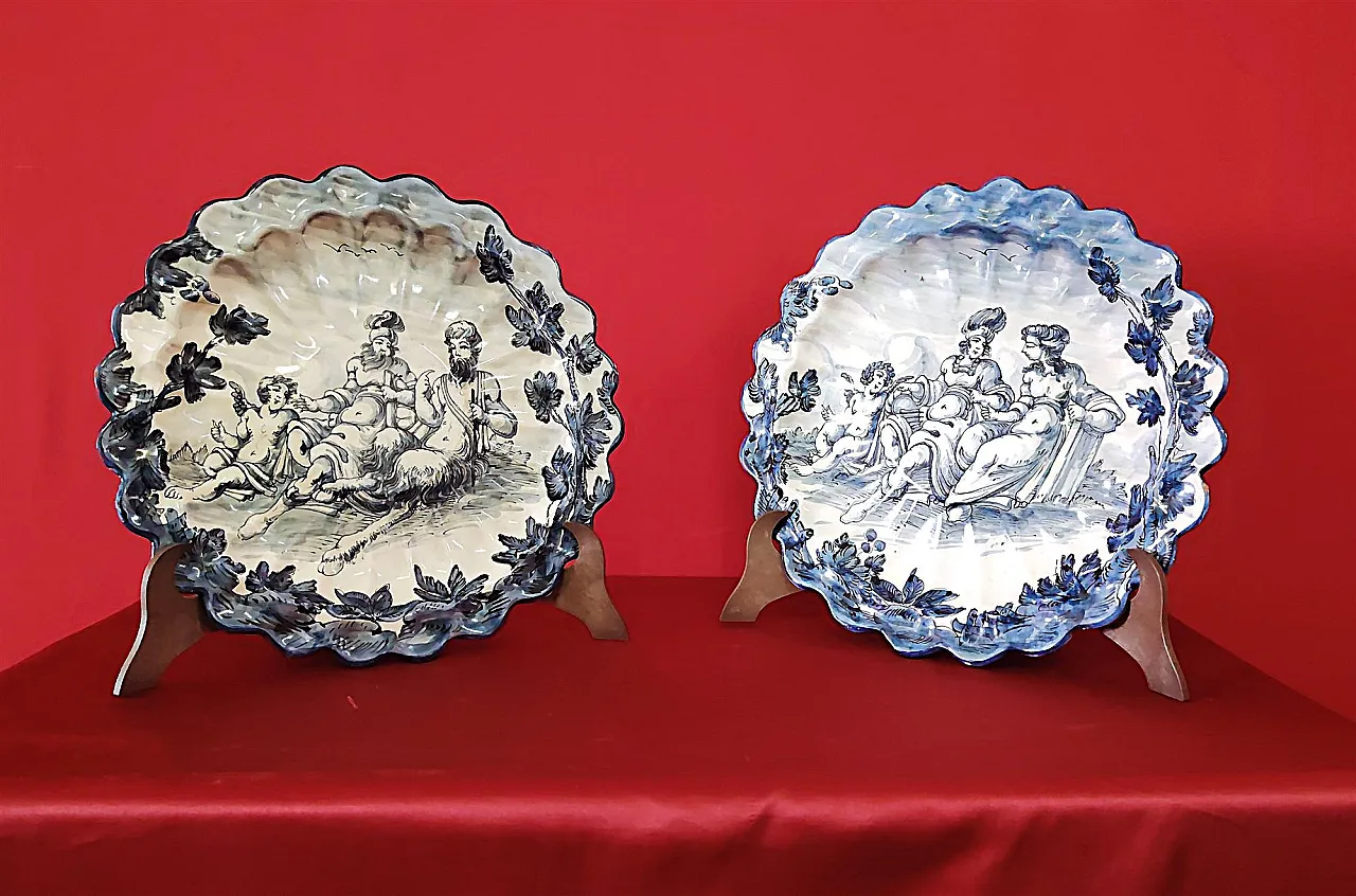 Coppia di piatti in ceramica dipinti, '800 10