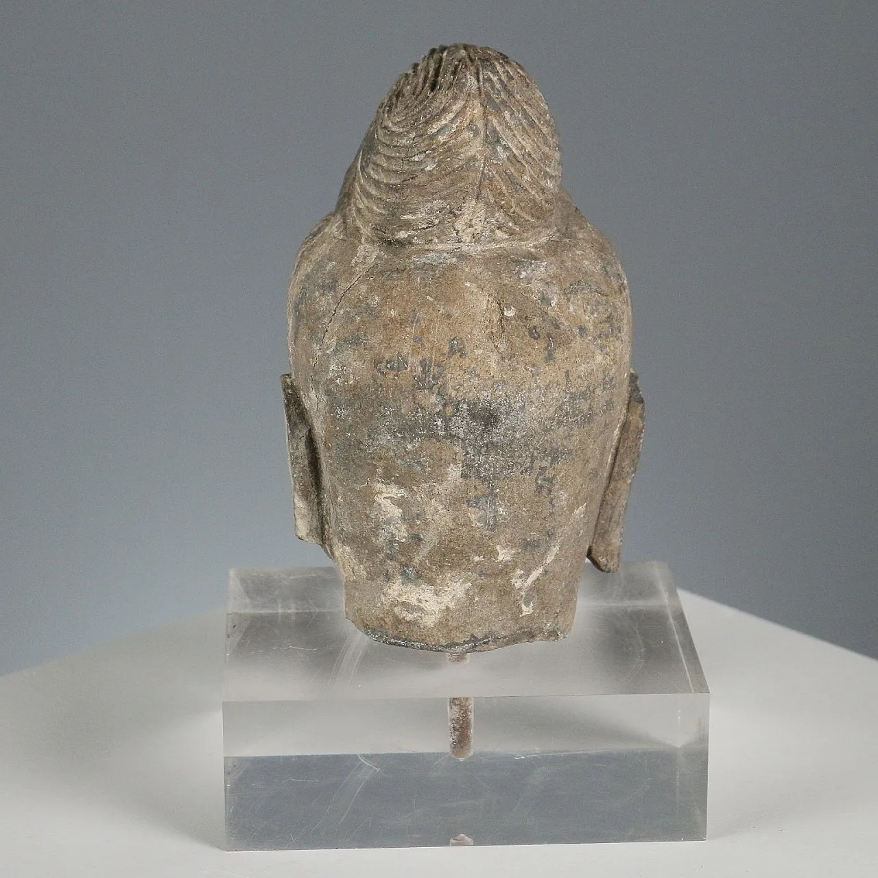 Buddha, scultura in pietra e plexiglass, '900 3