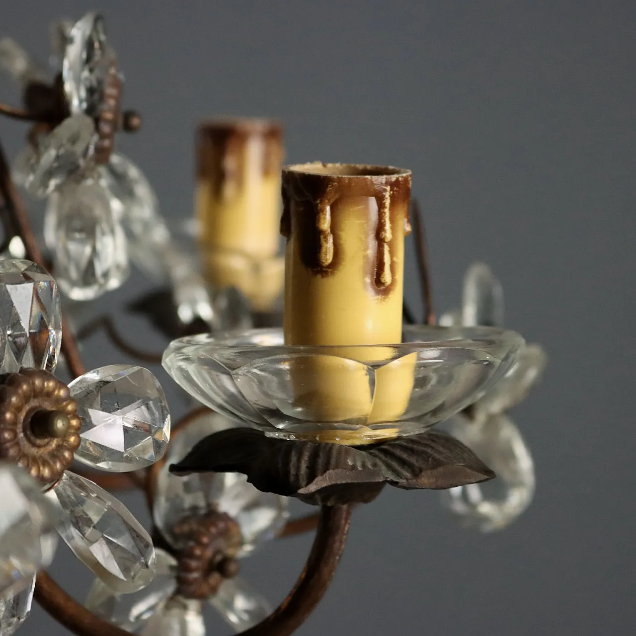 Lampadario in metallo ramato e vetro a sei luci, '900 4