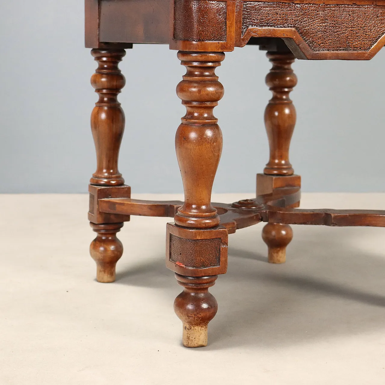 Coppia di sedie in noce stile Barocco, fine '800 8