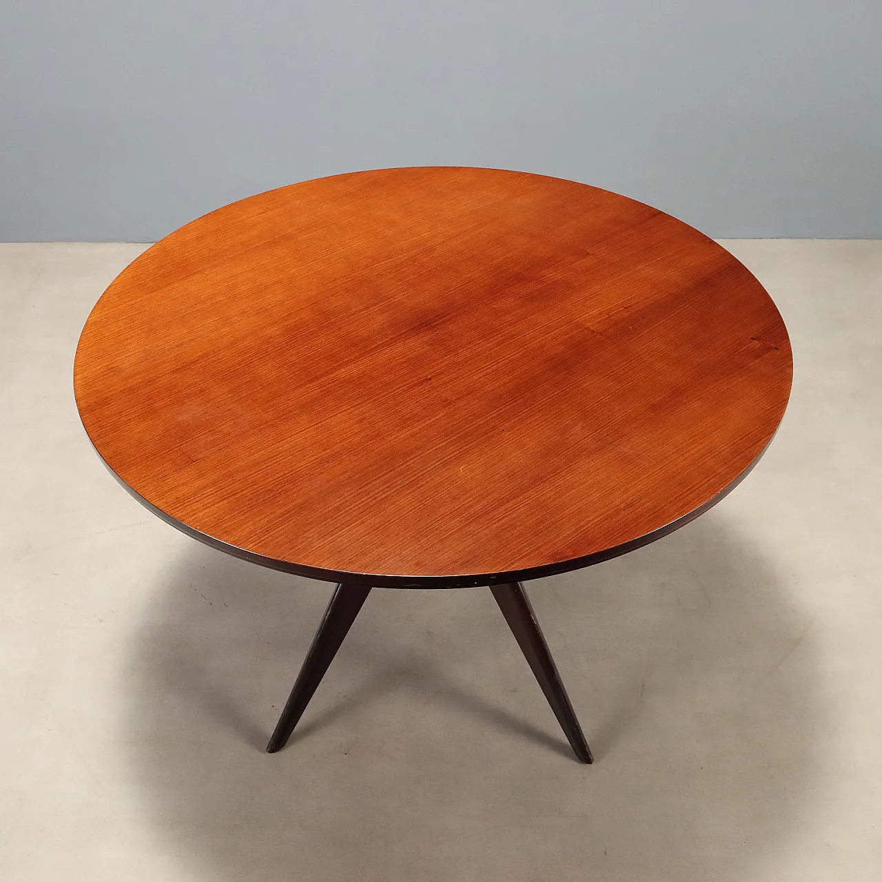 Table in beechwood, mid-20th century 6