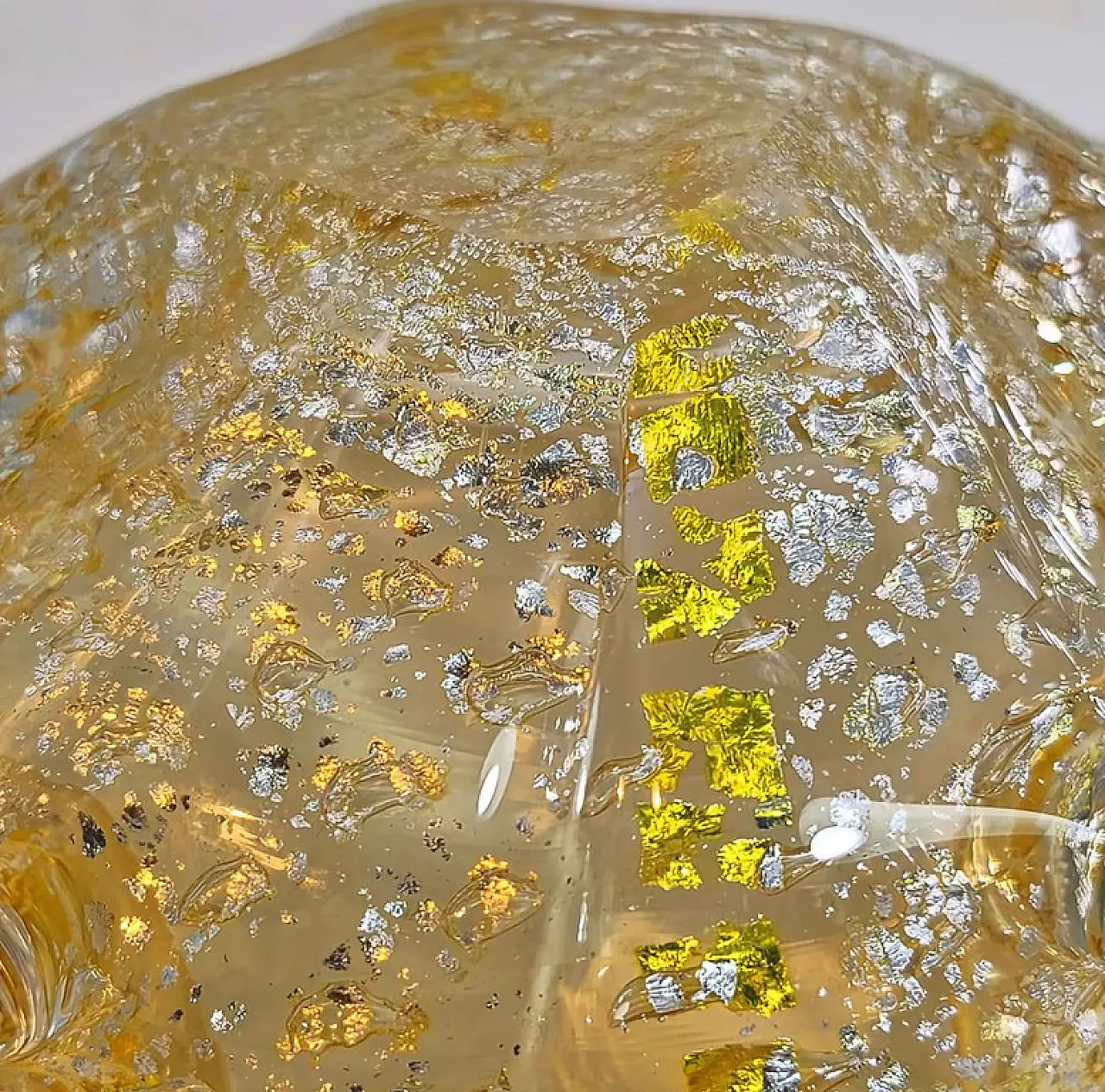 Ashtray in Murano glass with gold finishes, 1950s 4