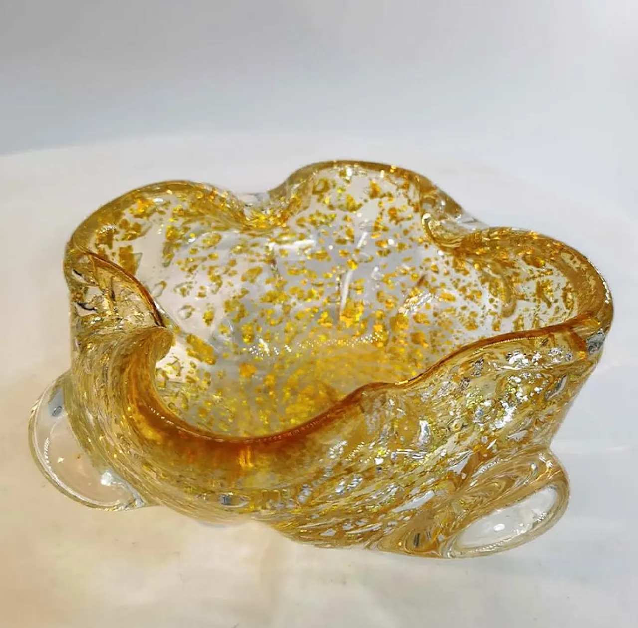 Ashtray in Murano glass with gold finishes, 1950s 6