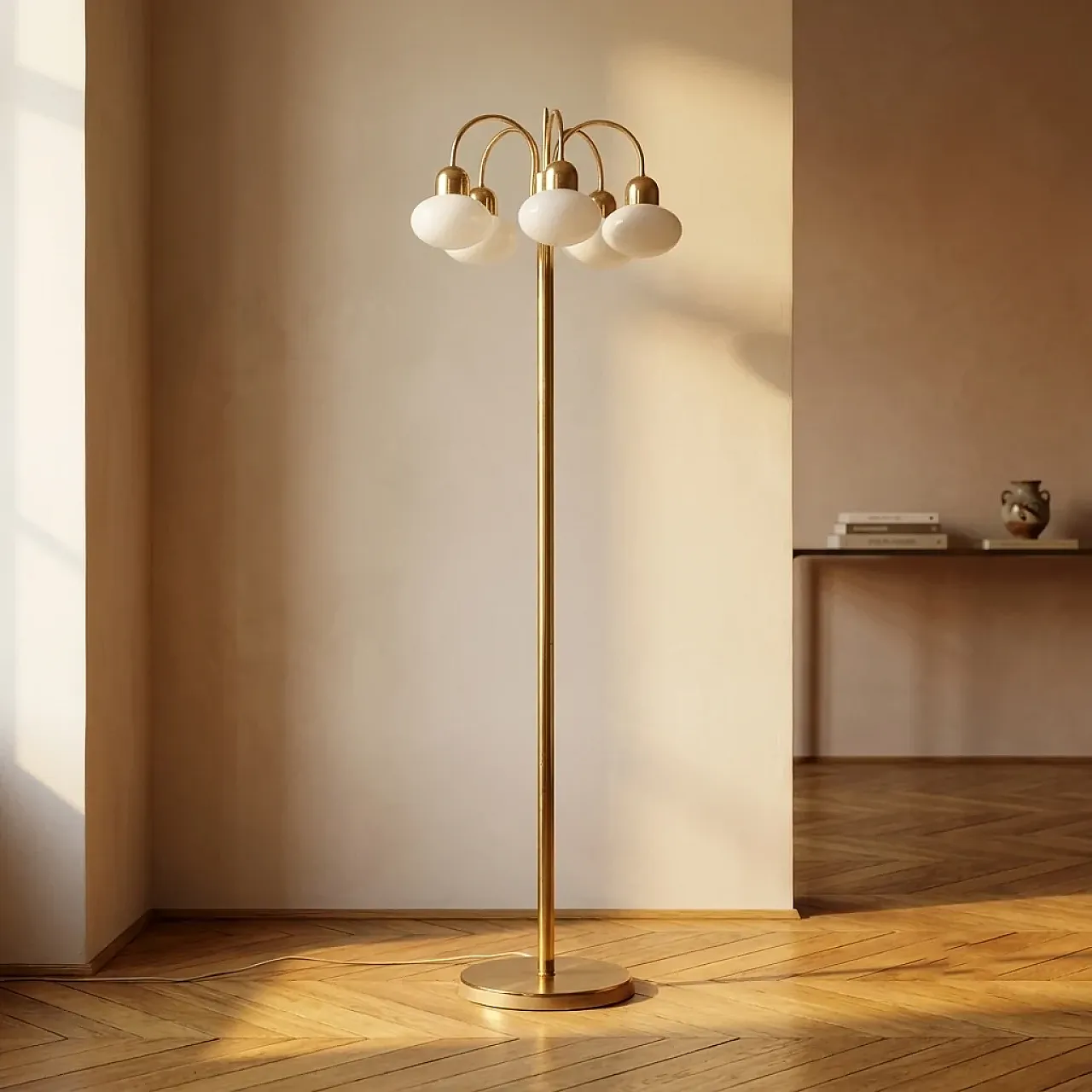 Lampada da terra in ottone con cinque paralumi in vetro opalino, '900 1