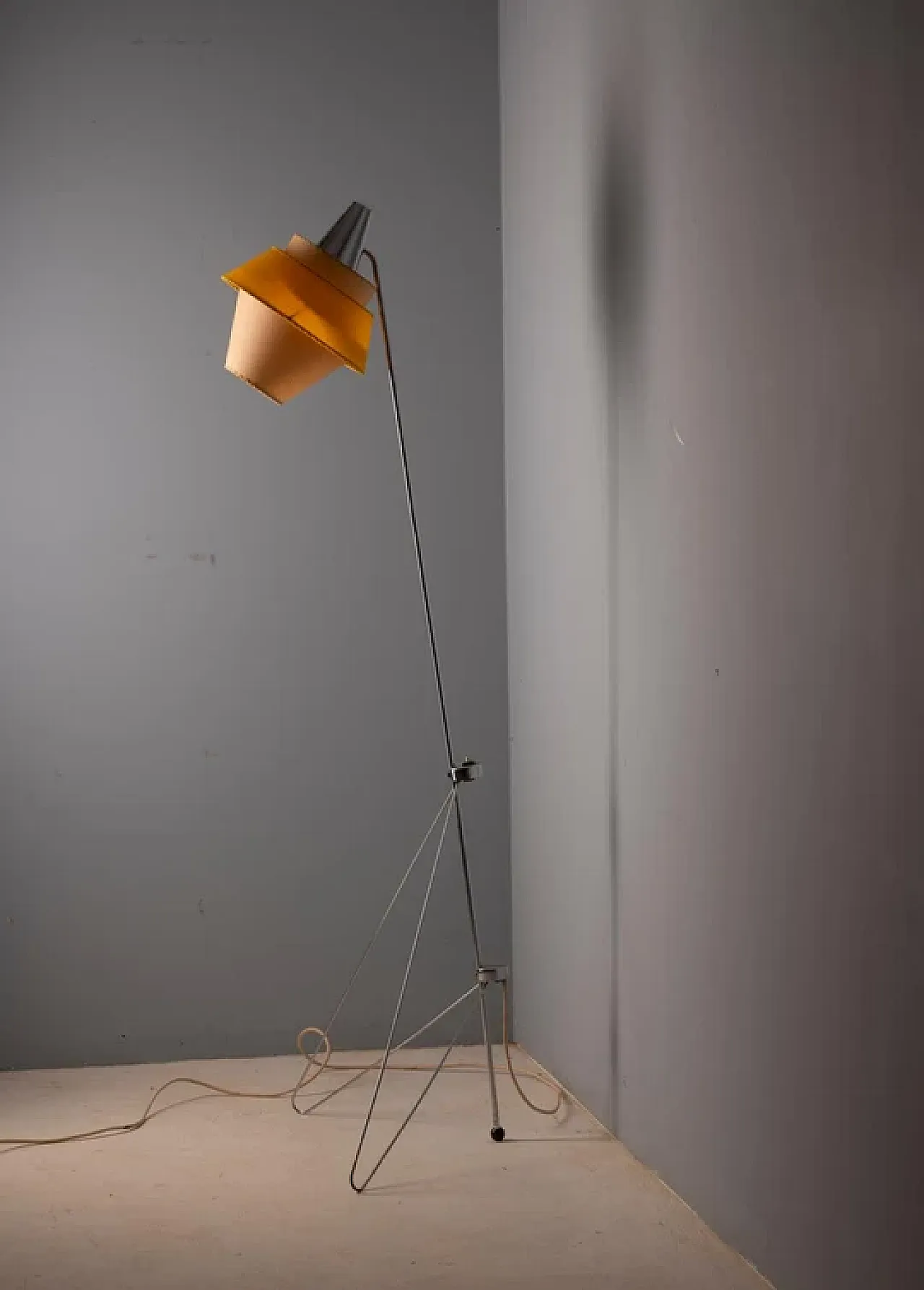 Lampada da terra di Josef Hůrka per Napako, anni '50 3