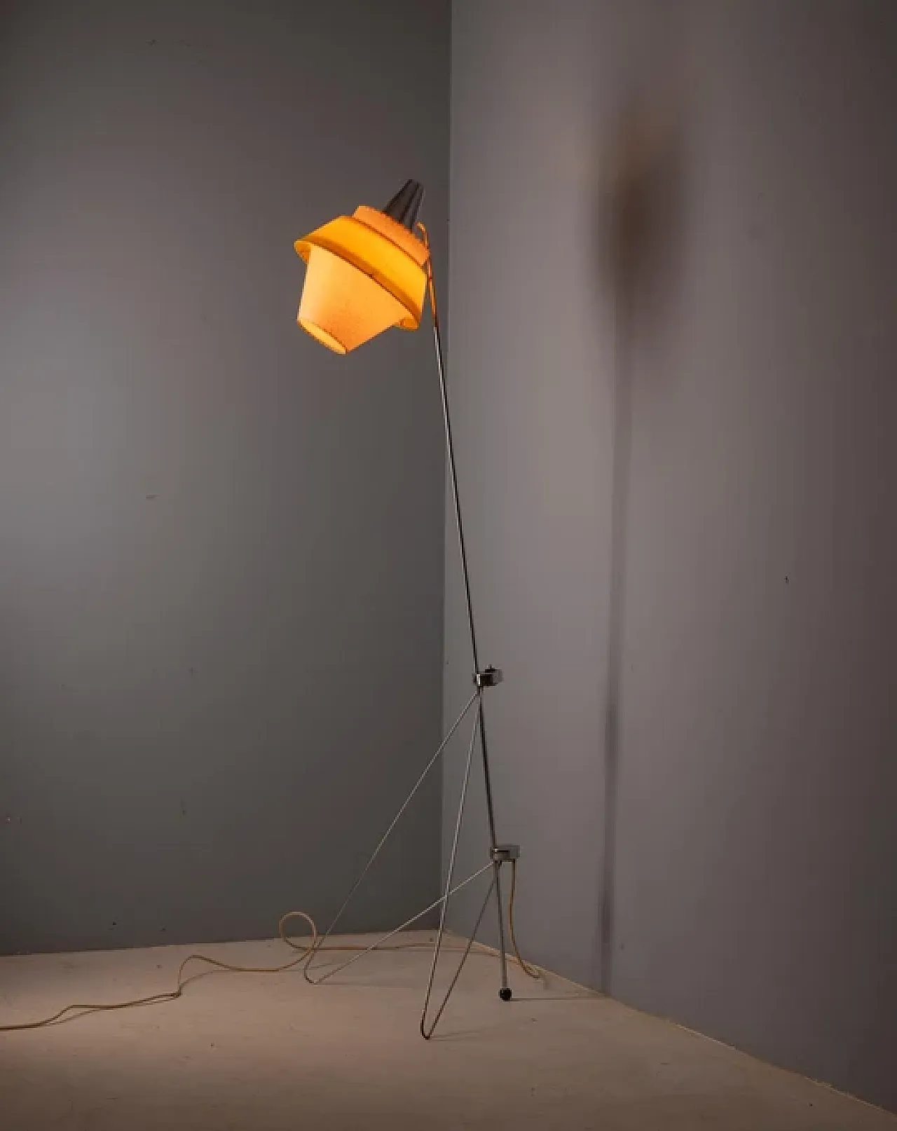 Lampada da terra di Josef Hůrka per Napako, anni '50 5