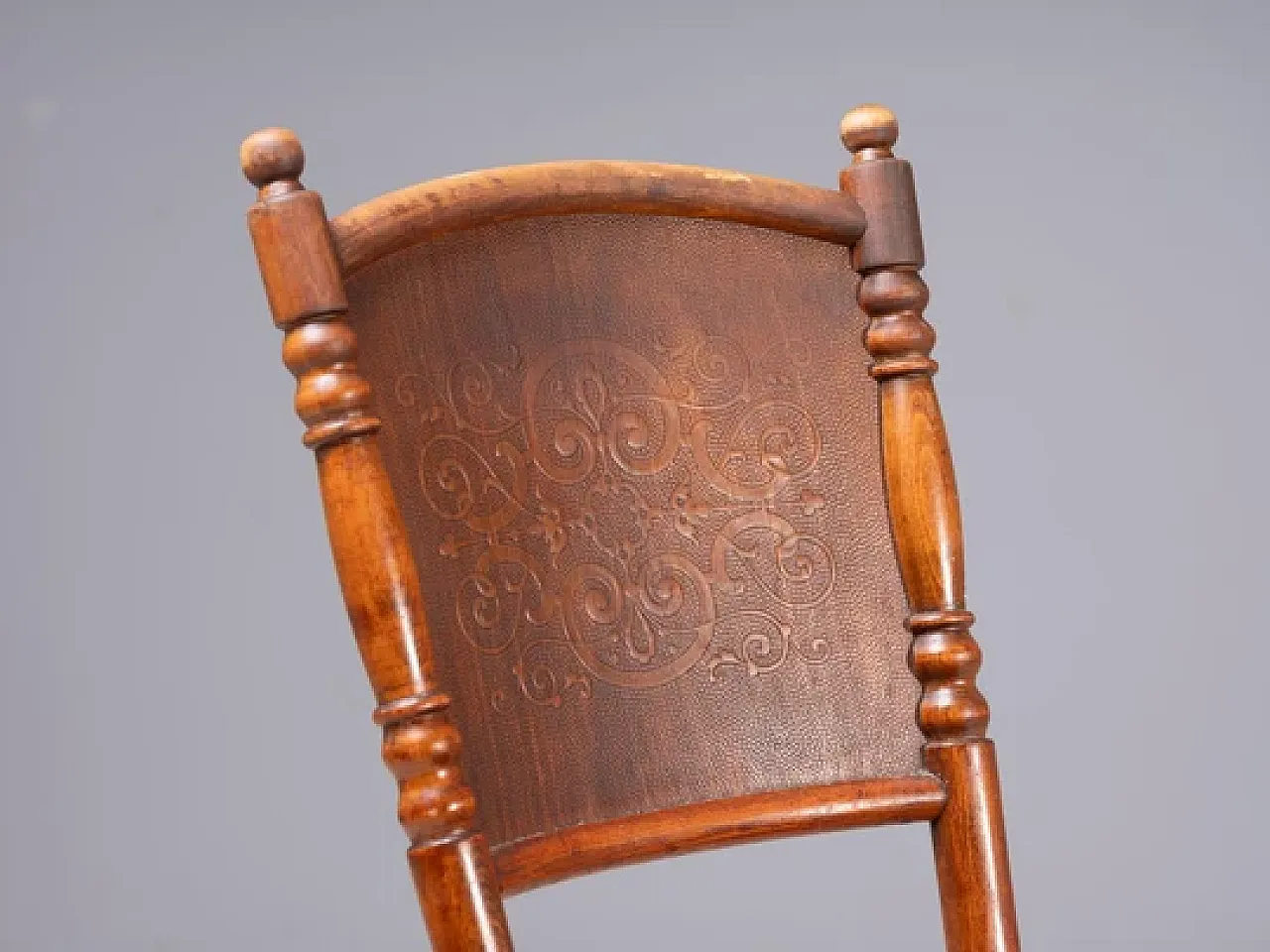 4 sedie in legno curvato di Jacob e Josef Kohn, sedili in rilievo, 900 3