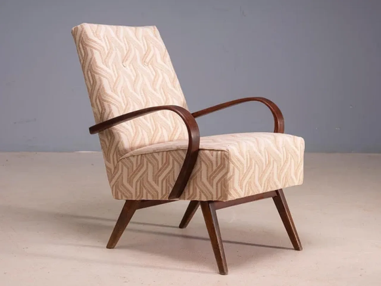 Coppia di poltrone in legno curvato di Jaroslav Šmídek, '900 3