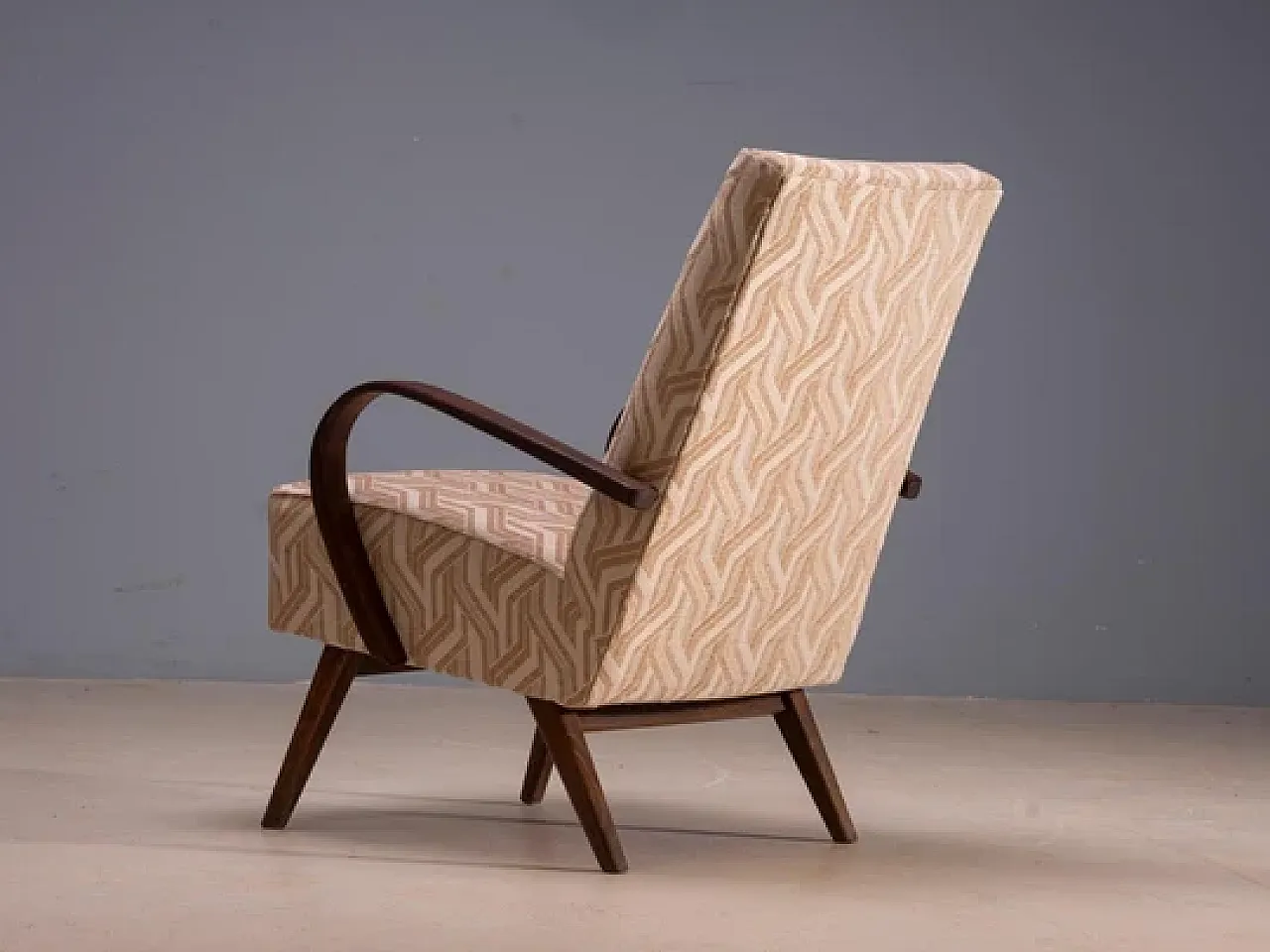 Coppia di poltrone in legno curvato di Jaroslav Šmídek, '900 4