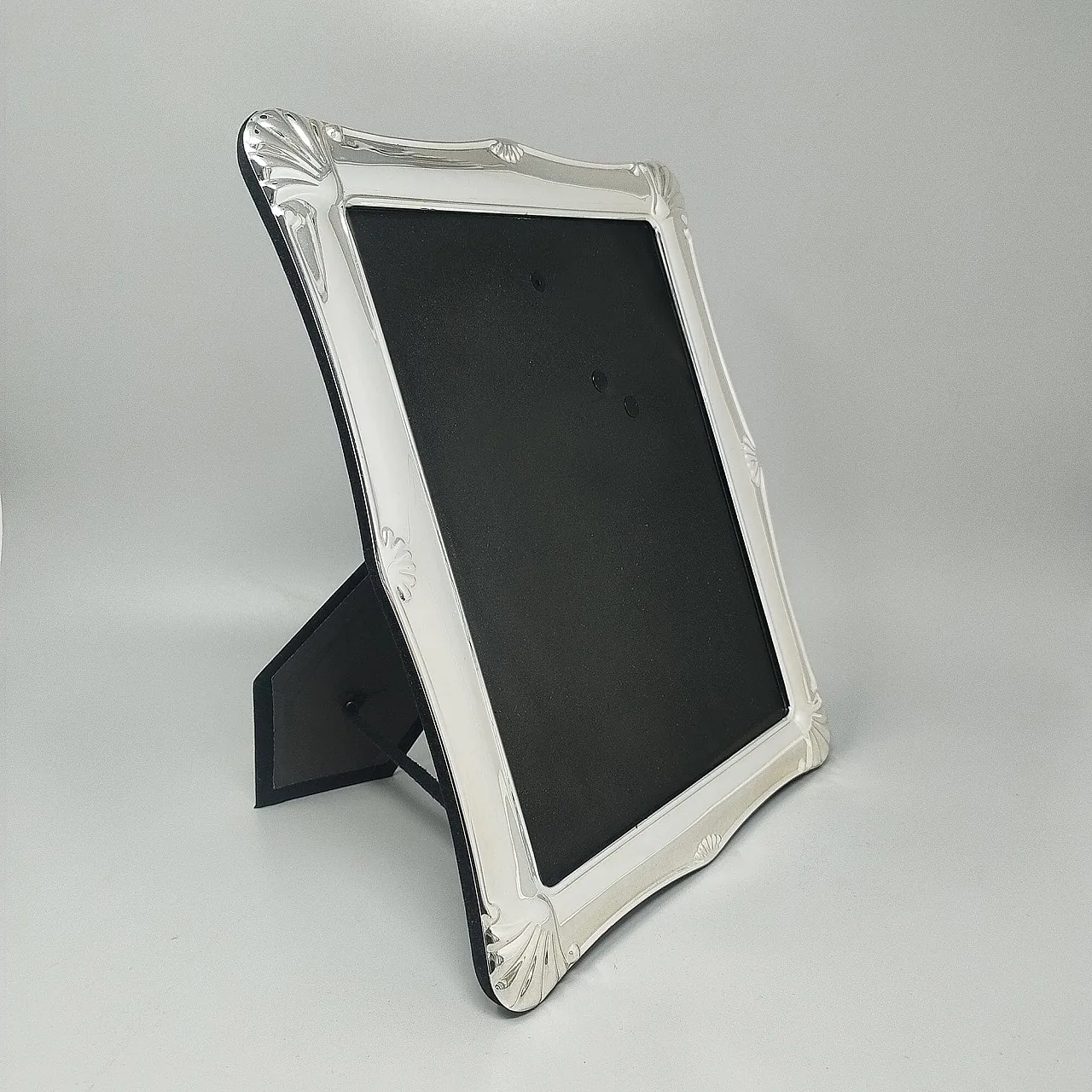 Silver-plated and glass photo frame with shell motifs, 1970s 1