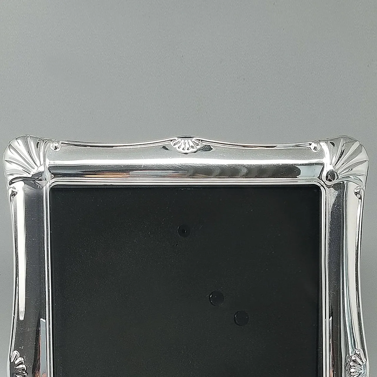 Silver-plated and glass photo frame with shell motifs, 1970s 5