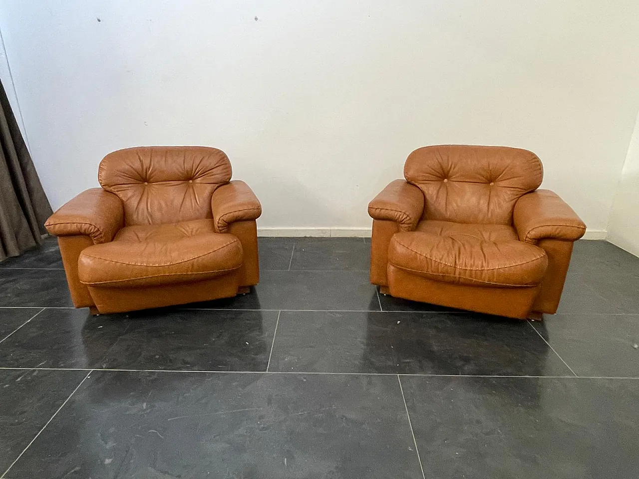 Pair of Cognac Leather Armchairs attributed to Vavassori, 1970s 1