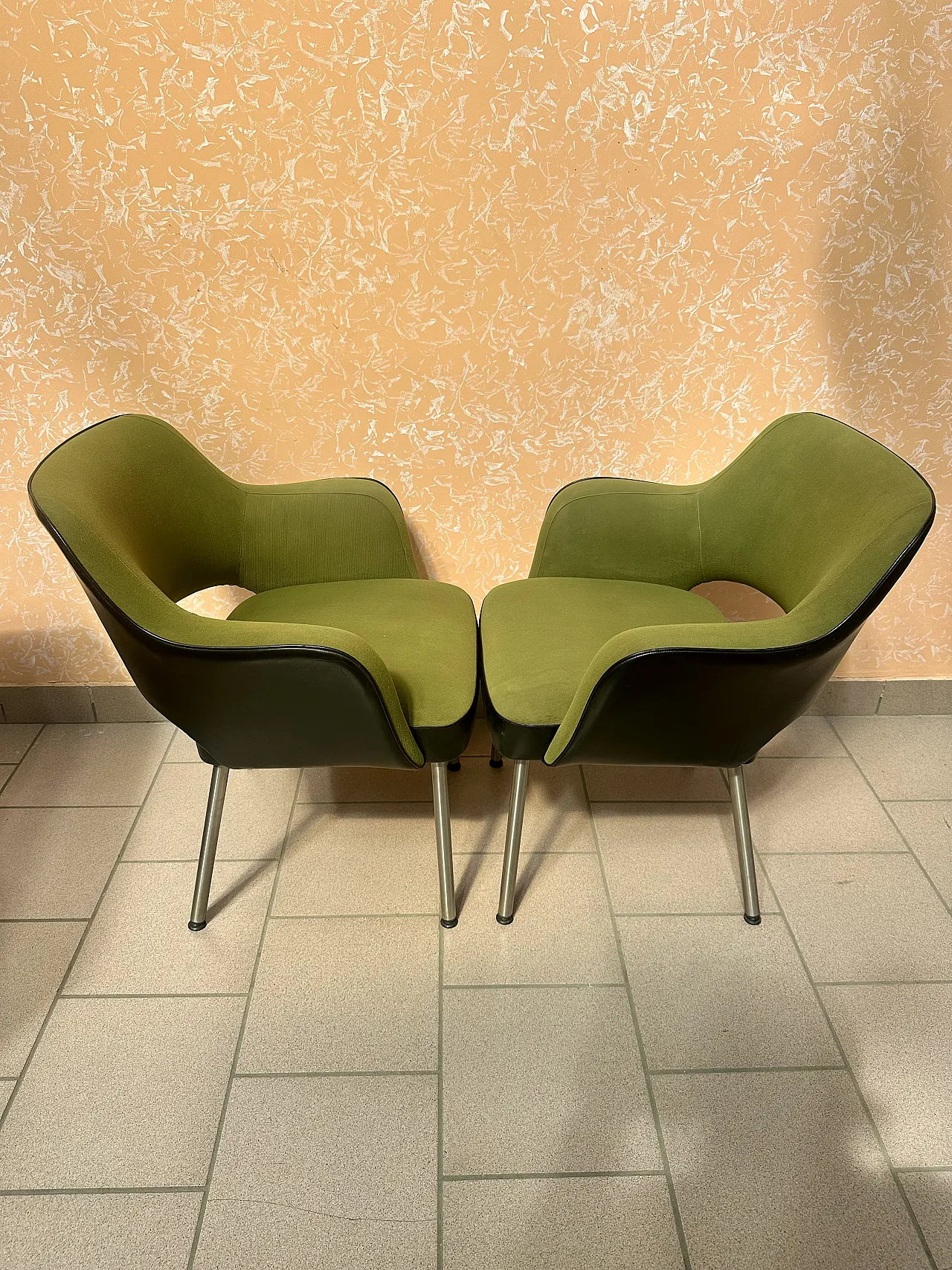 Pair of Mobiltecnica Torino armchairs, green fabric, black skai, 1970s 9