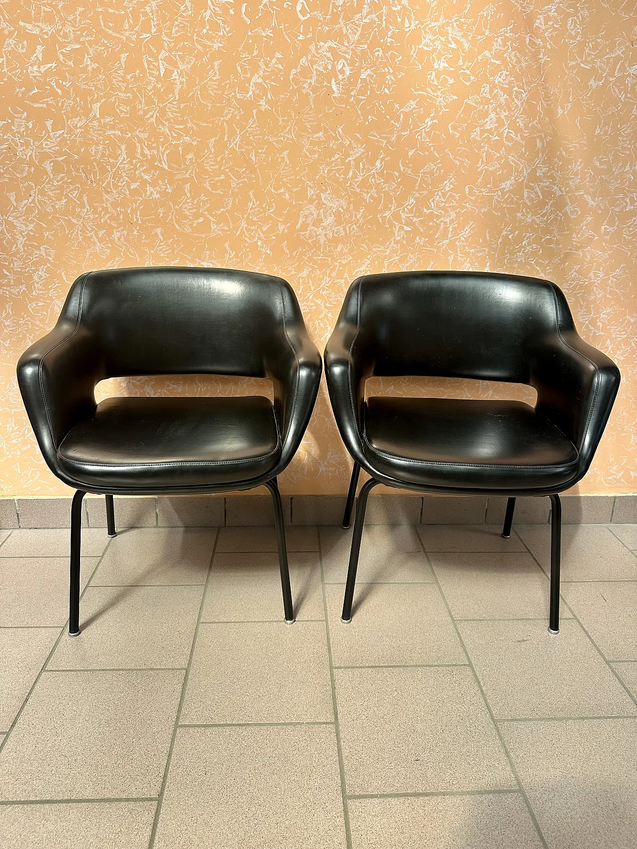 Pair of Kilta armchairs by Olli Mannermaa for Cassina, 1960s/70s 2