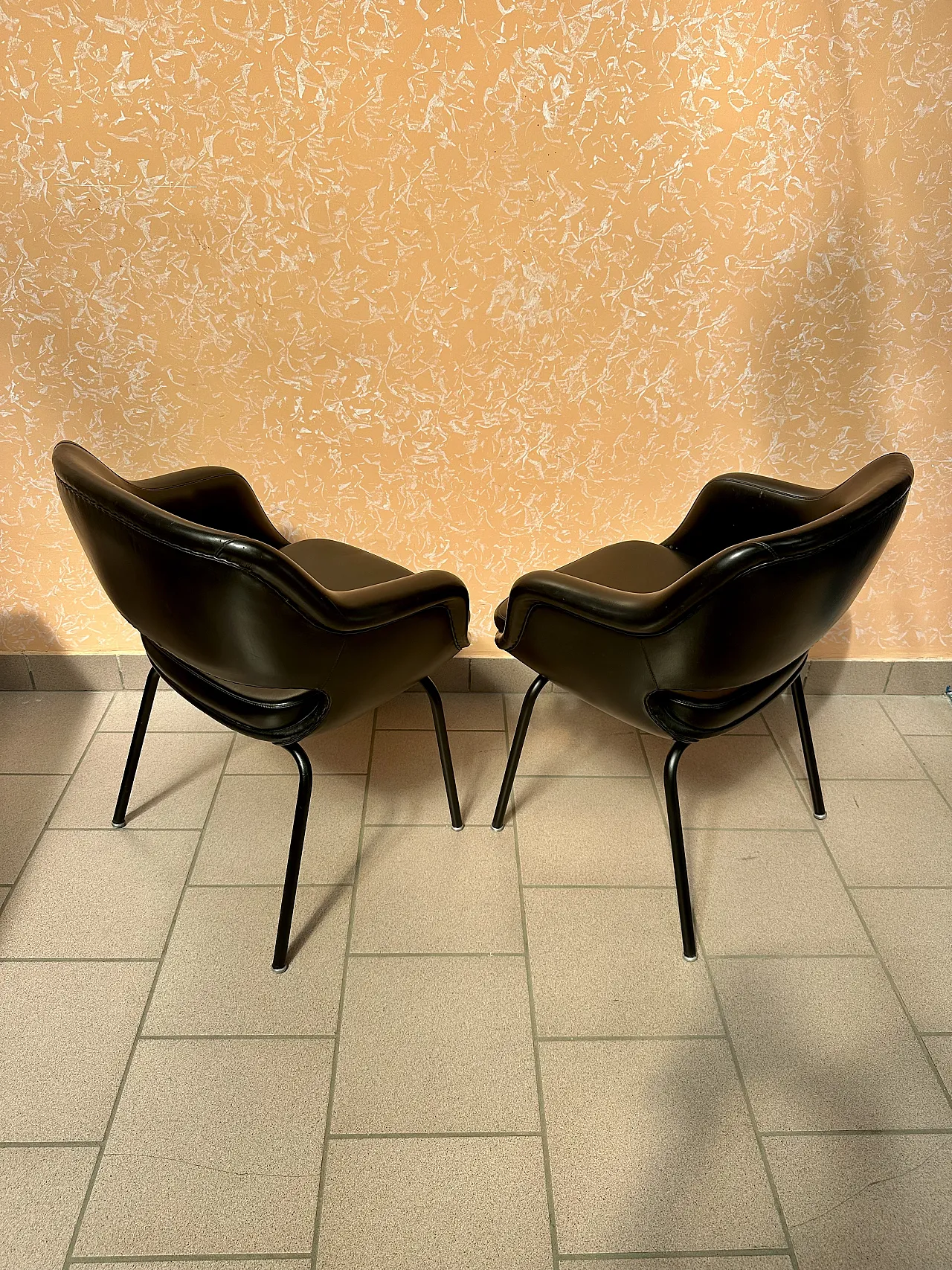 Pair of Kilta armchairs by Olli Mannermaa for Cassina, 1960s/70s 7