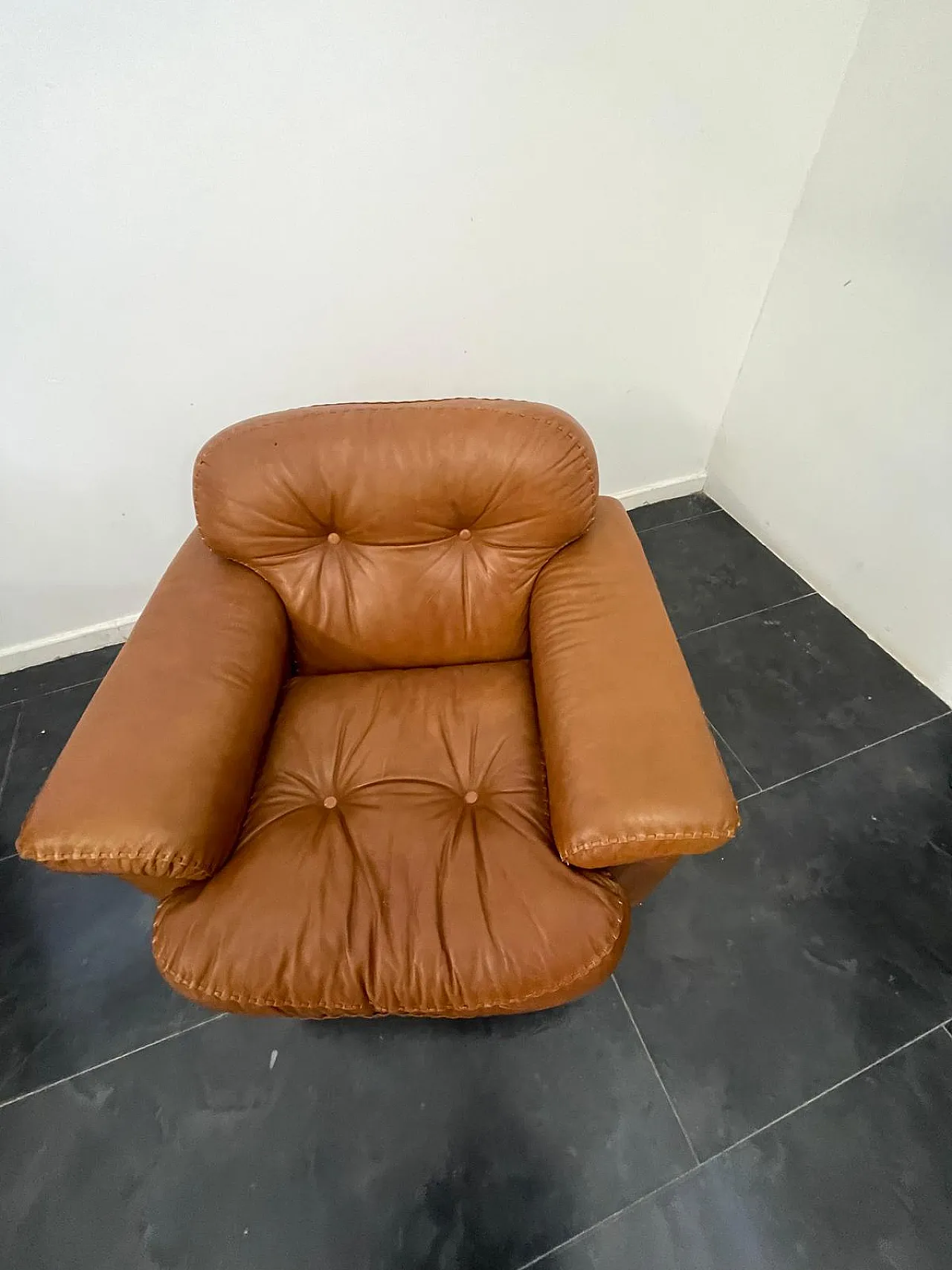Pair of Cognac Leather Armchairs attributed to Vavassori, 1970s 5
