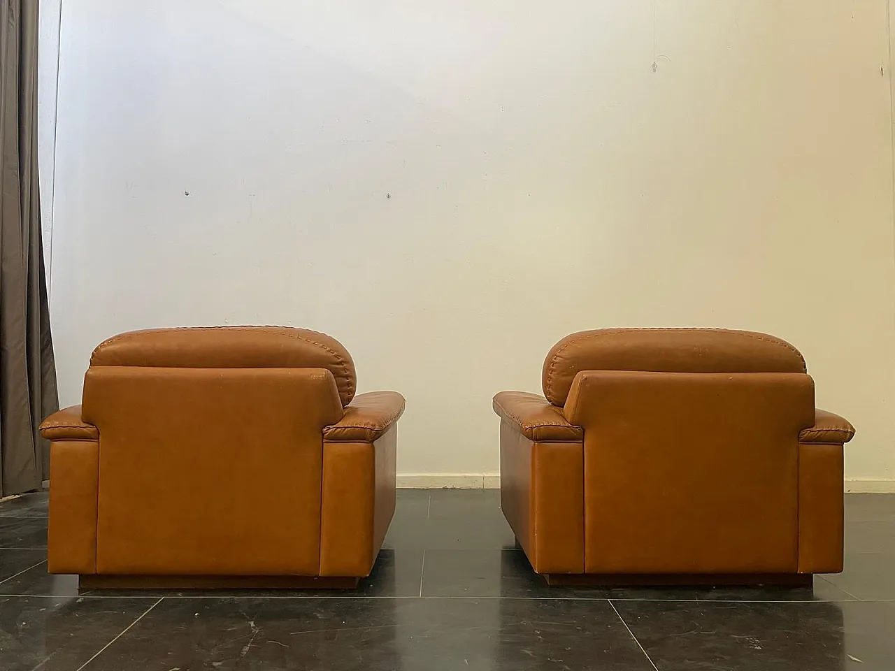 Pair of Cognac Leather Armchairs attributed to Vavassori, 1970s 8
