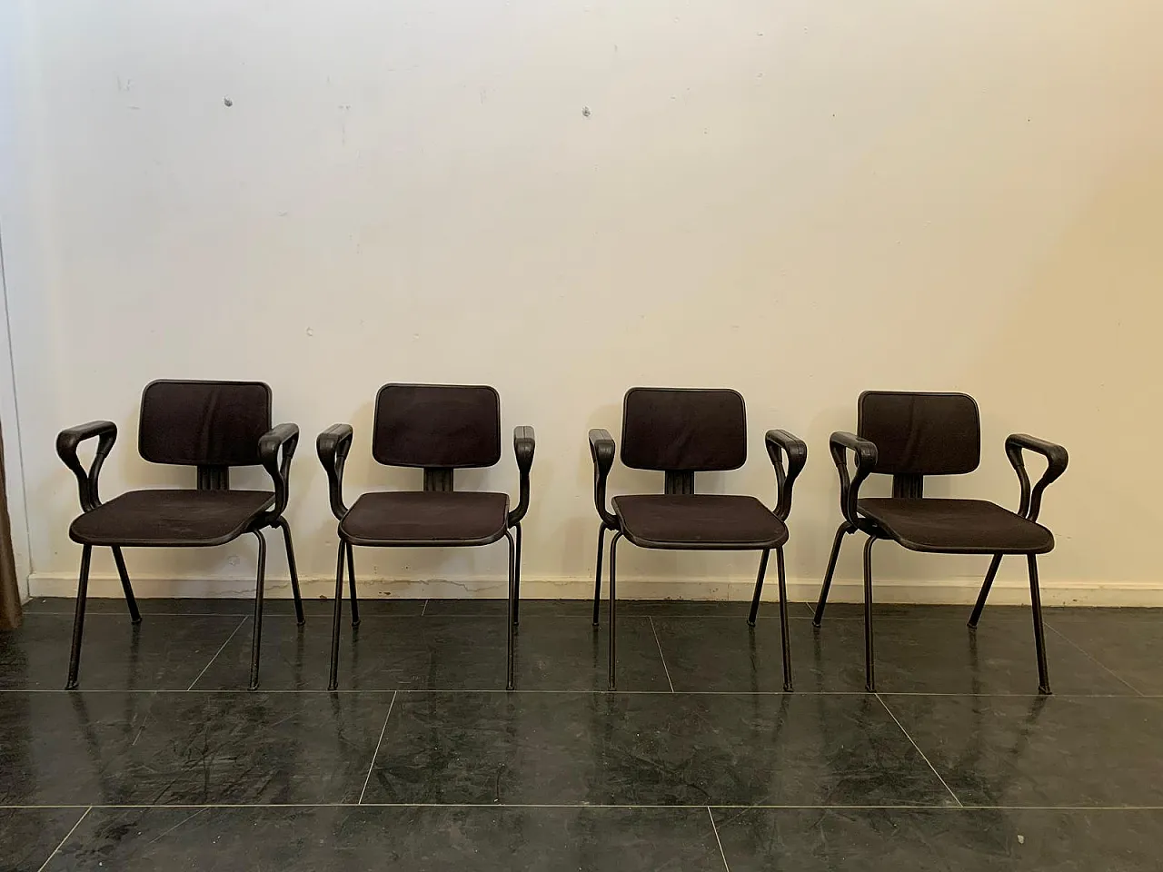 4 Synthesis Series Edys Chairs by Ettore Sottsass for Olivetti, 1970s 2