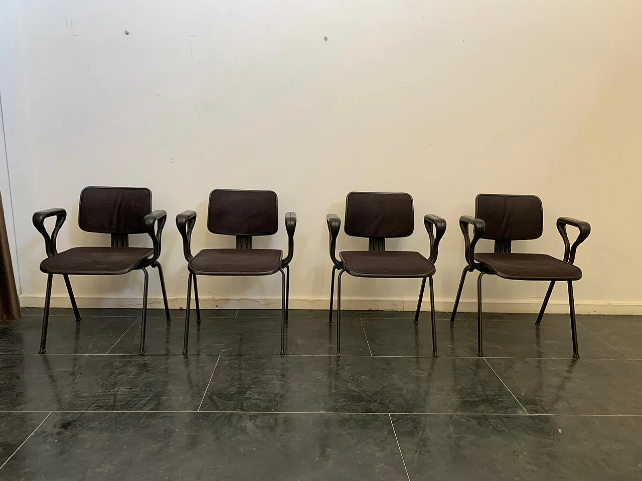 4 Synthesis Series Edys Chairs by Ettore Sottsass for Olivetti, 1970s 3