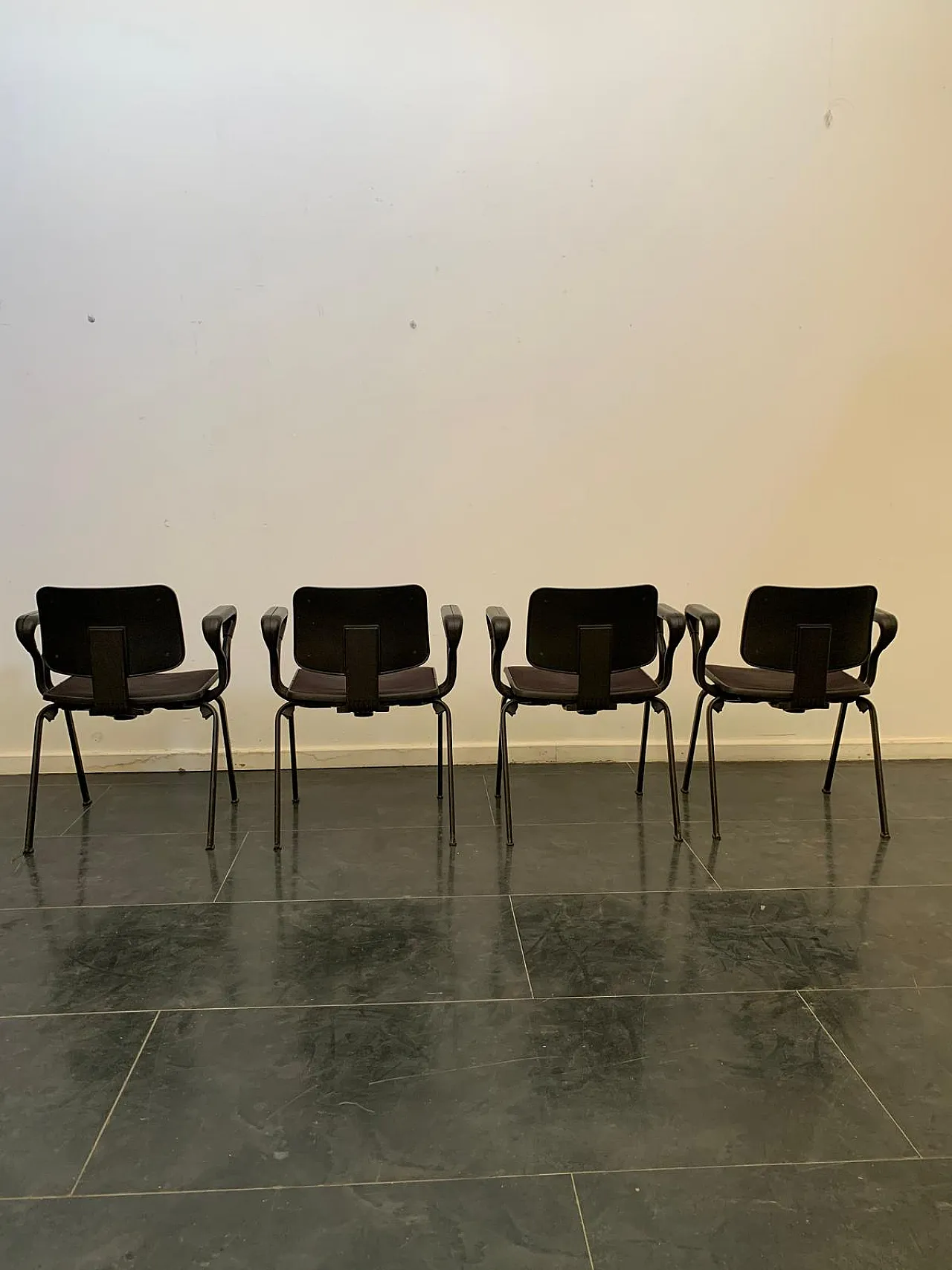 4 Synthesis Series Edys Chairs by Ettore Sottsass for Olivetti, 1970s 6