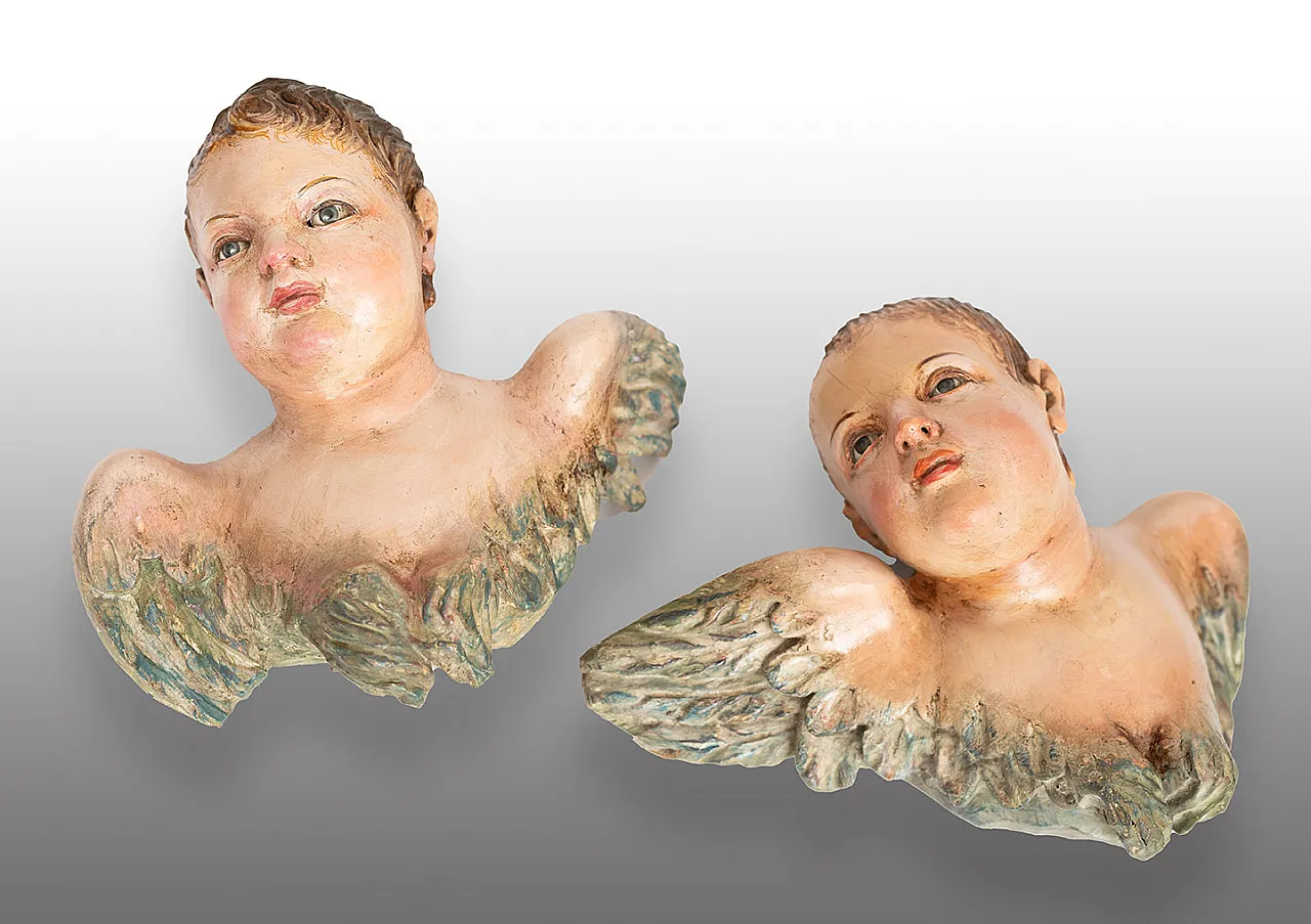 Pair of antique polychrome wooden winged cherubs,Naples, 18th century. 2