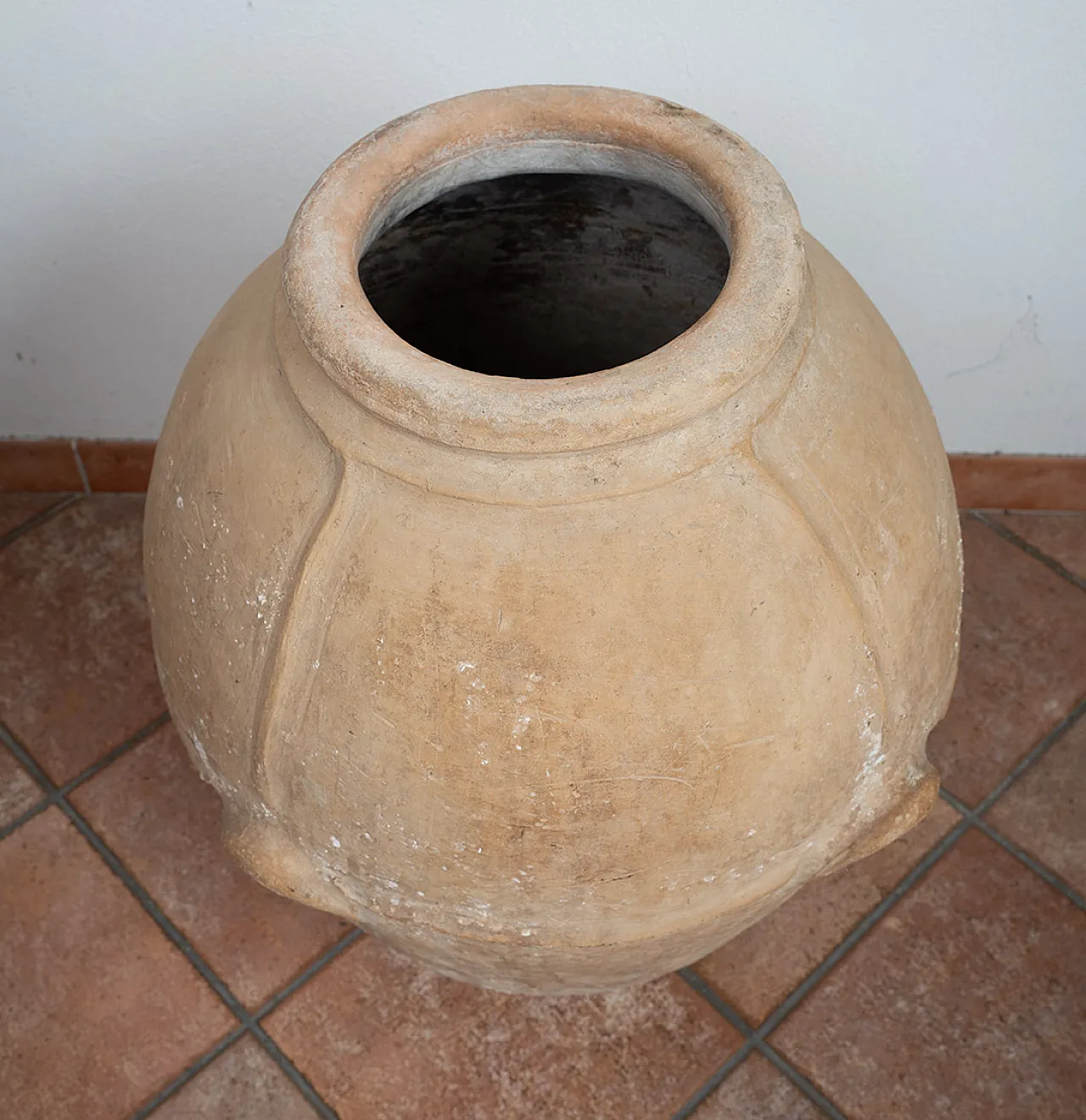Terracotta jar from Naples. 19th century 2