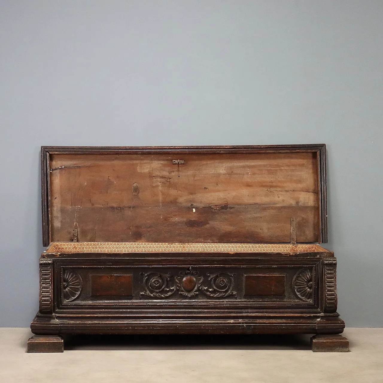 Baroque chest, early 18th century 5