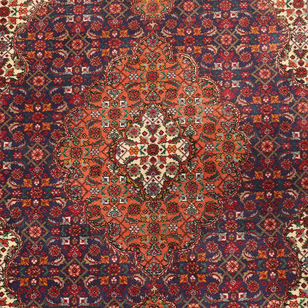 Tabriz rug in cotton, wool and silk, late 20th century 4