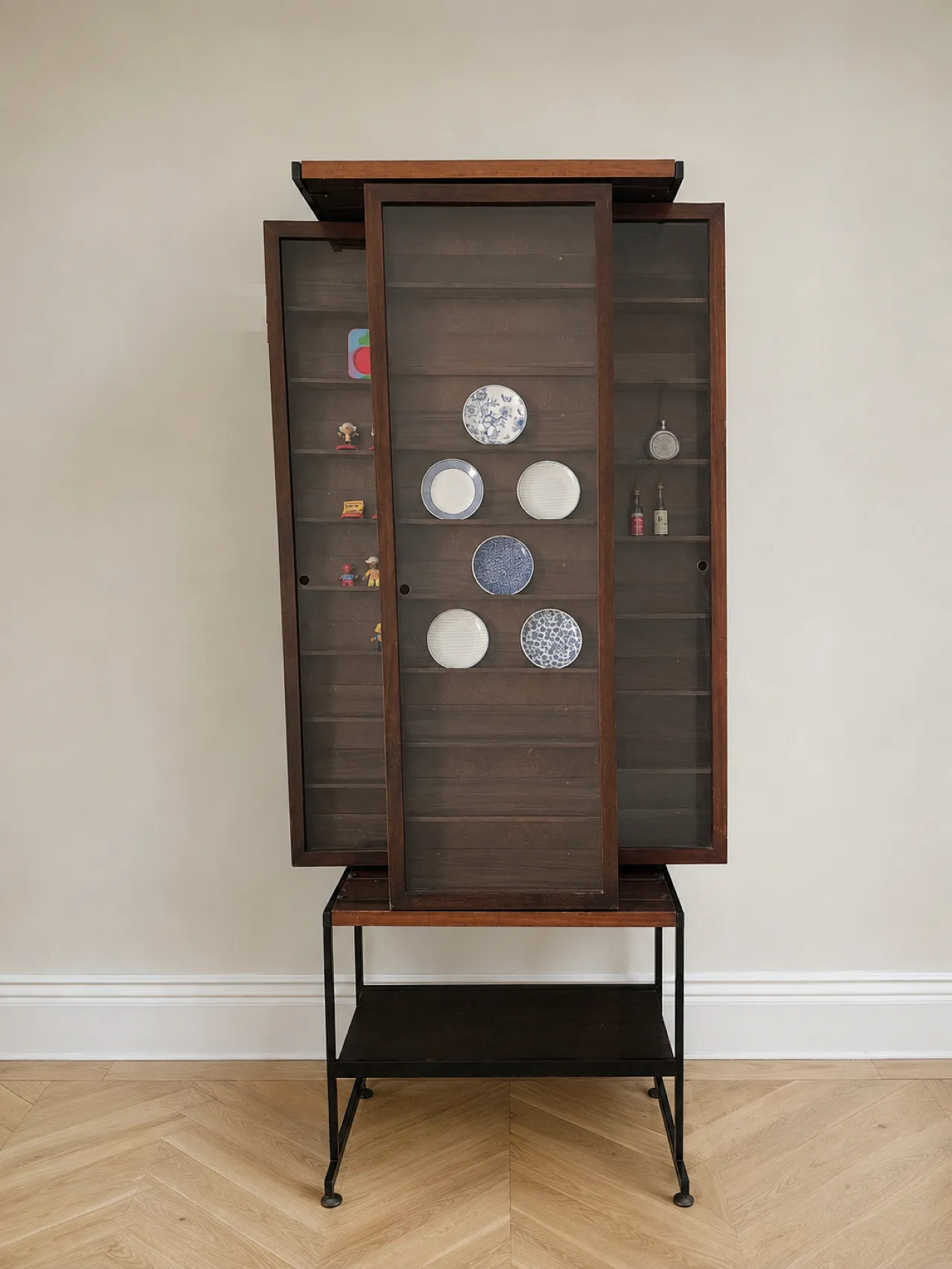 Triple Sliding Glass Display Cabinet – Vintage Pharmacy, 1960s 2