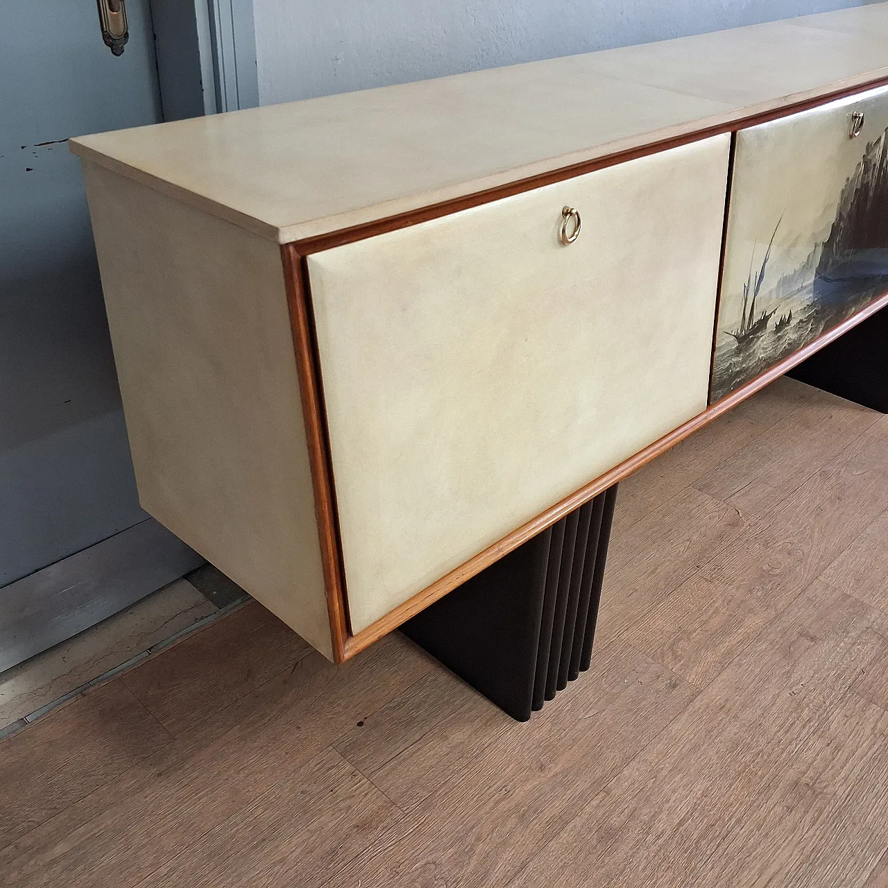 Long sideboard with period print covered in original 1950s parchment 5