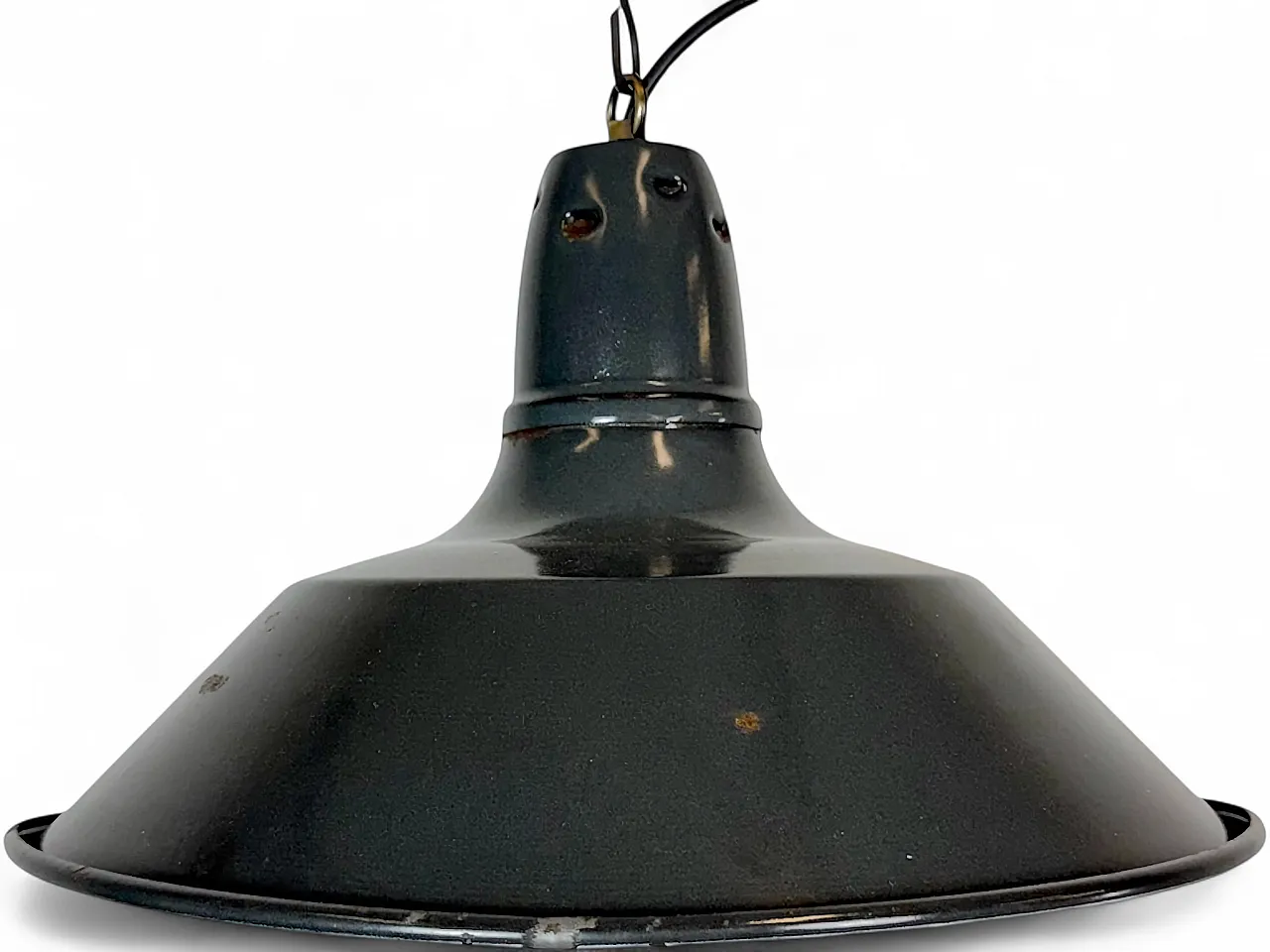 Lampada a sospensione industriale francese in smalto nero, anni '60 18
