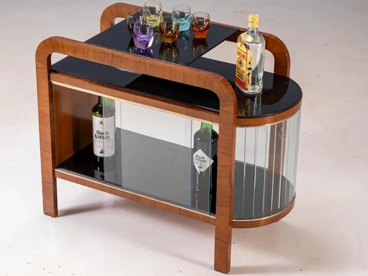 Vetrina con cornice curva in legno e porte in vetro, metà '900 3