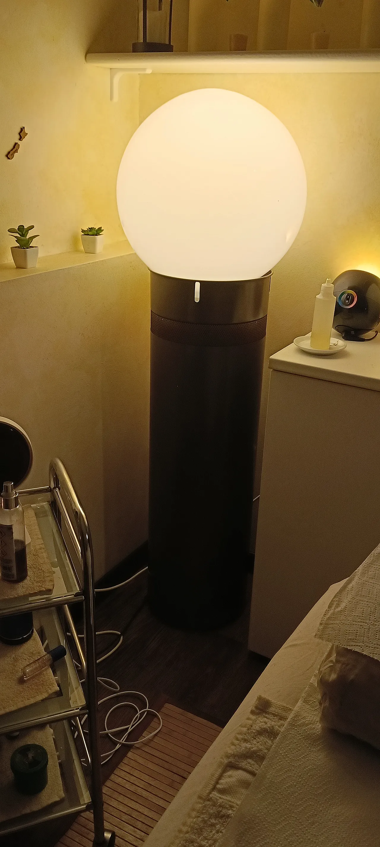 Oracle Lamp designed by Gae Aulenti for Artemide 2