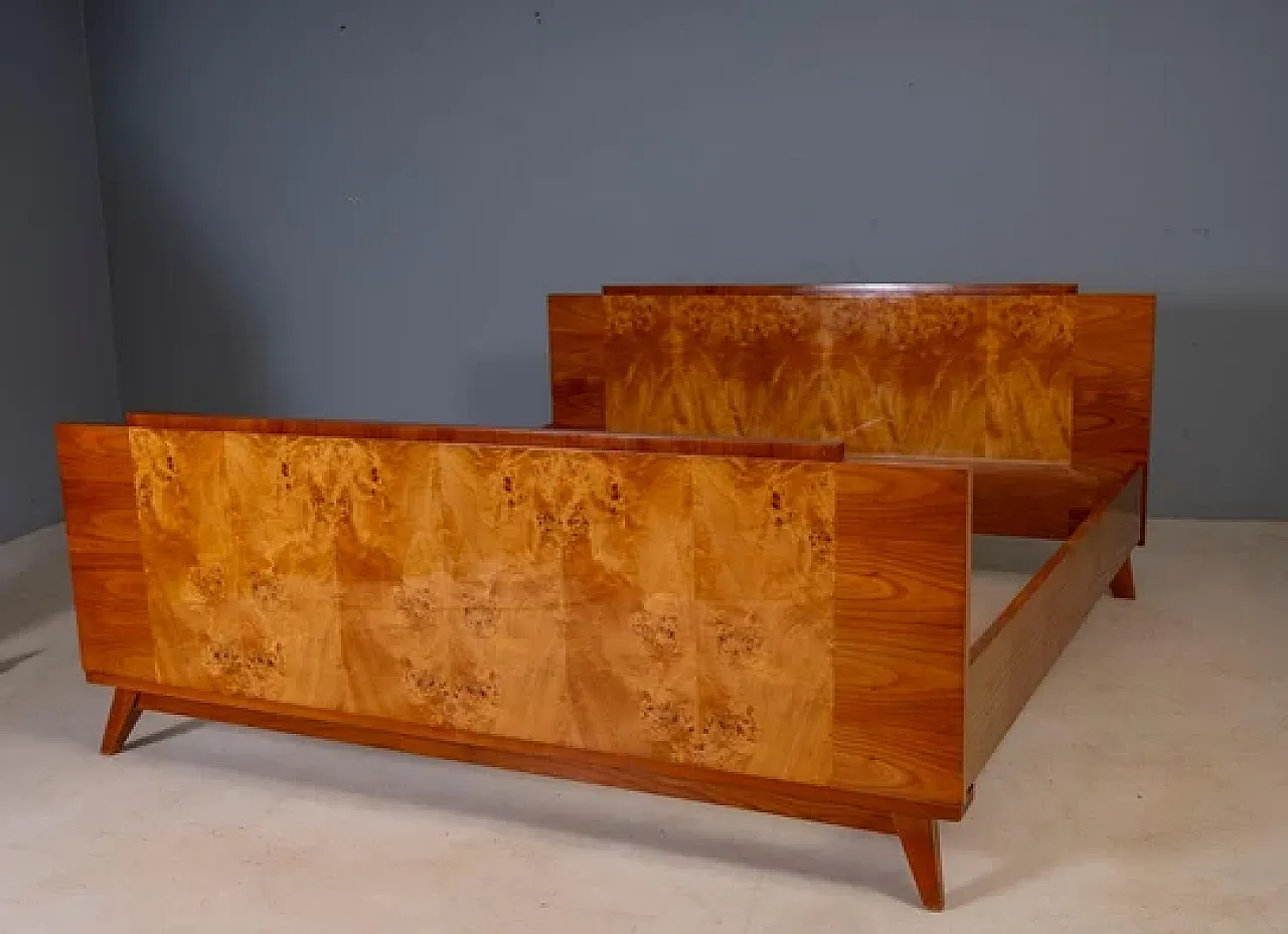 Bed with 2 nightstands with burl veneer, mid-20th century 2
