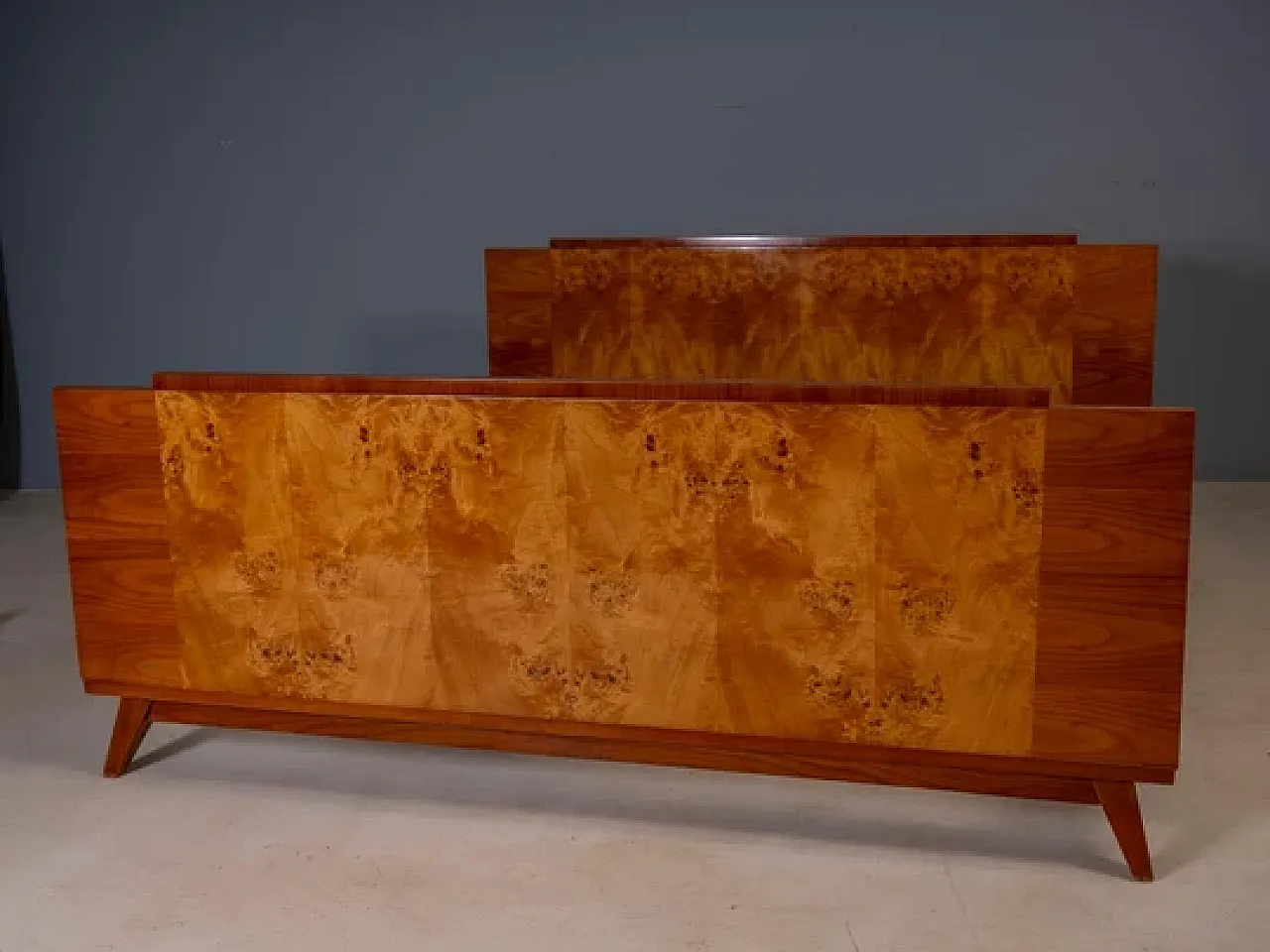 Bed with 2 nightstands with burl veneer, mid-20th century 11
