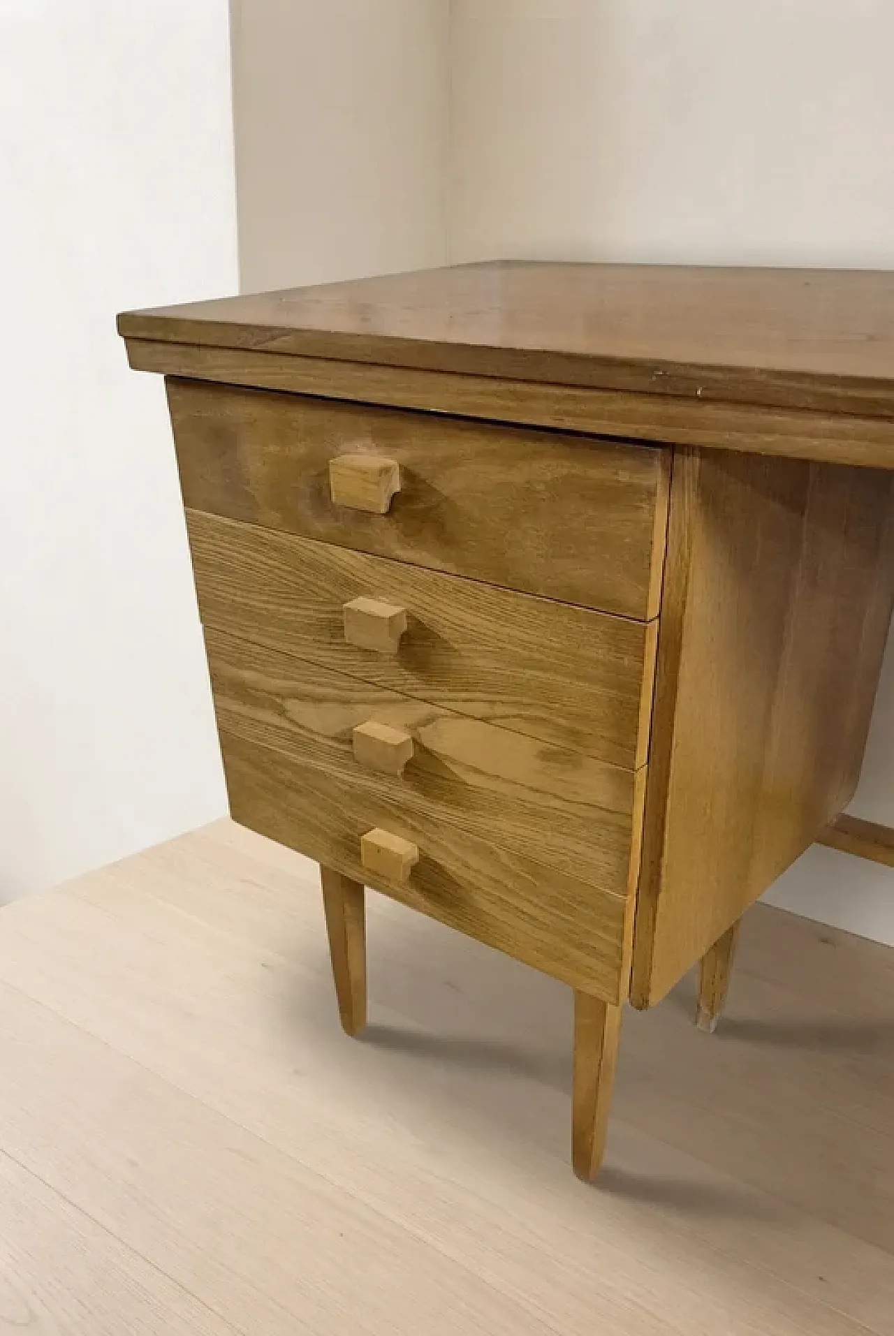 Scrivania Ladies Mid-Century di Hikor, anni '80 3