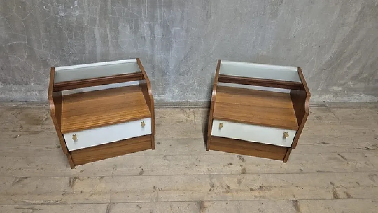 Coppia di comodini, metà '900 7