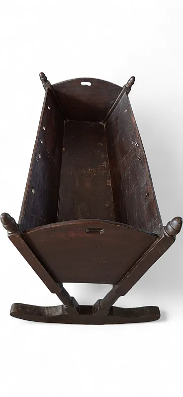 Culla a dondolo in legno, fine '800