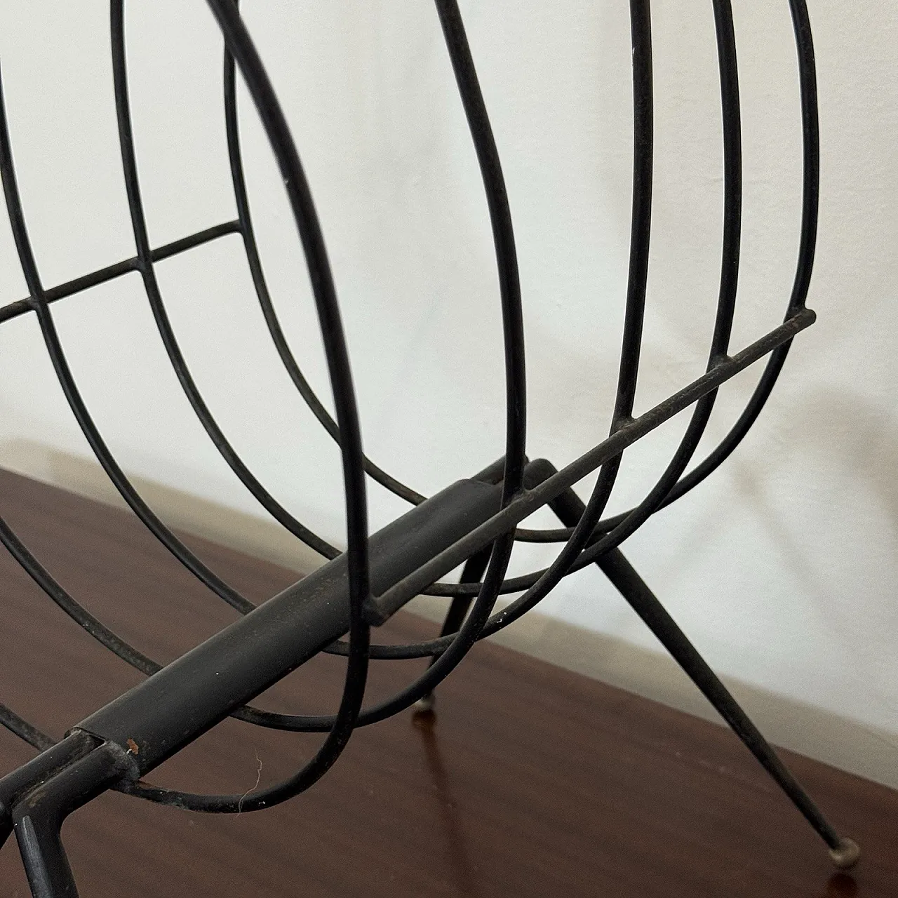 Mid-Century Iron Magazine Rack Gio Ponti Style, 1950s 13