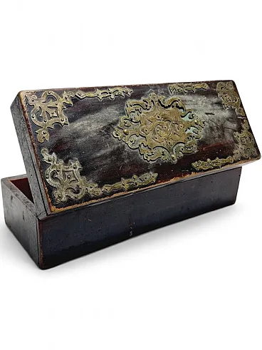 Scatola orientale Art Nouveau con intarsi, primi del Novecento.