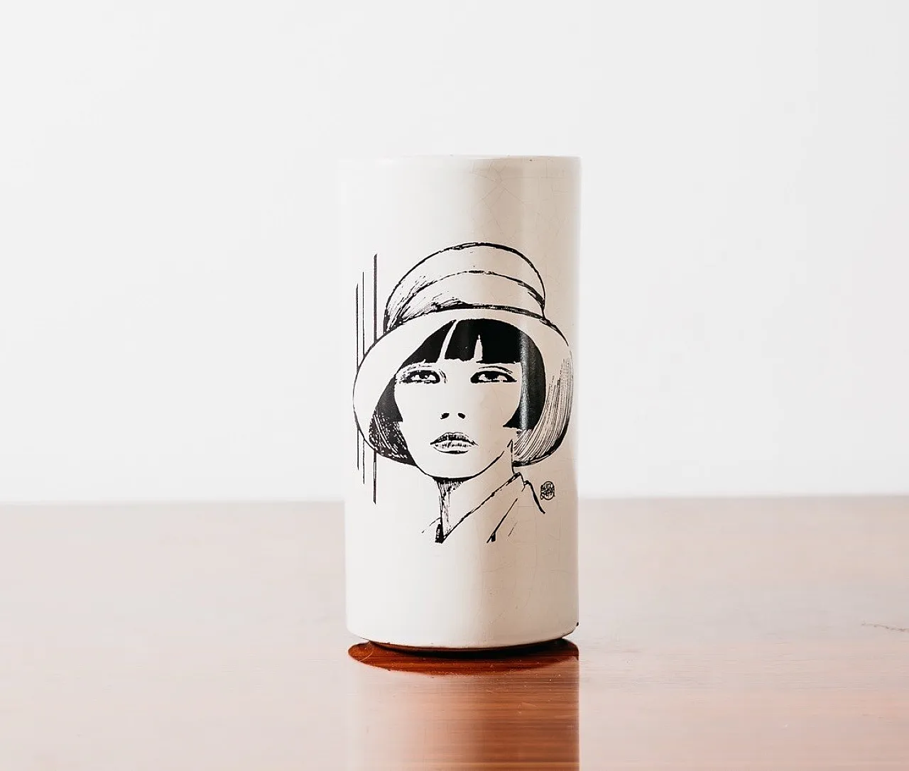Guido Crepax “Valentina” Venetian Terracotta Ceramic Vase, 1970s 1